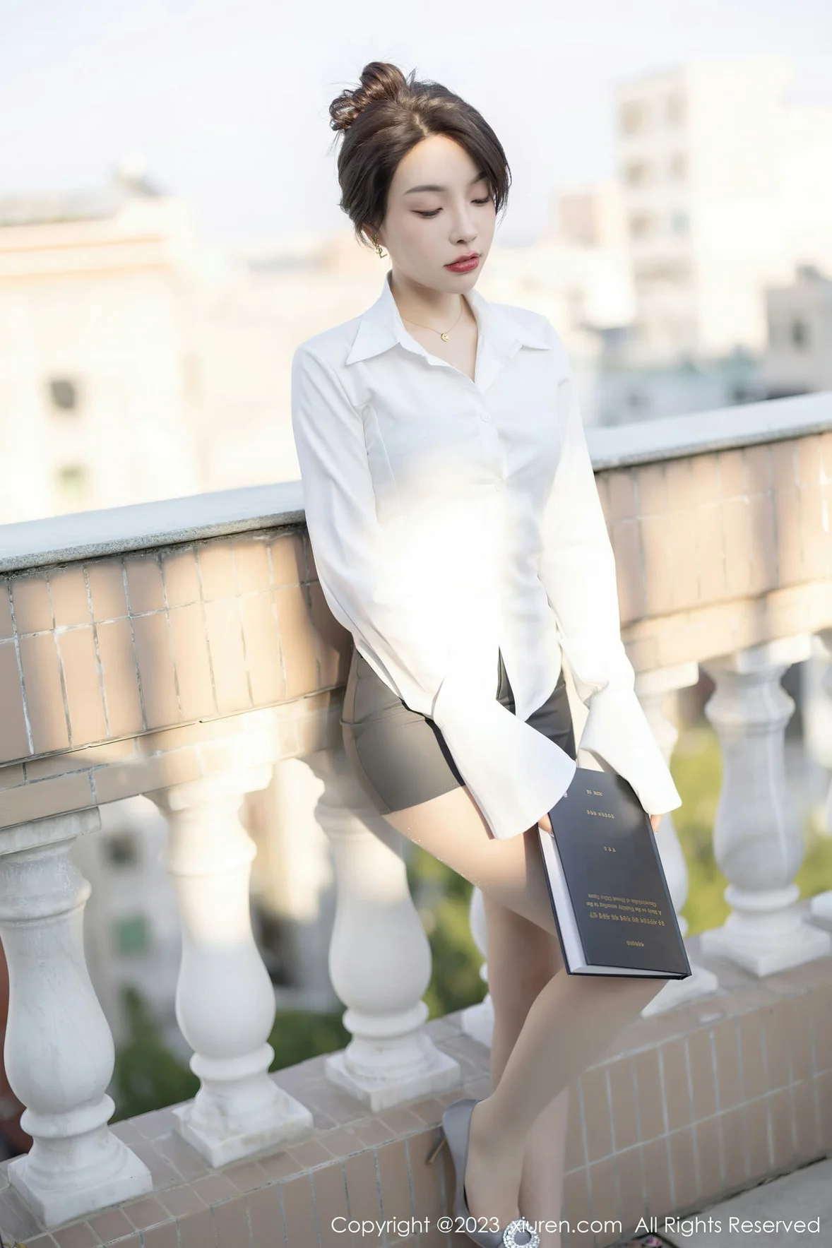  XiuRen 秀人 No.7002 徐莉芝Booty 诱人原色丝袜海南岛旅拍 [85P]第1张