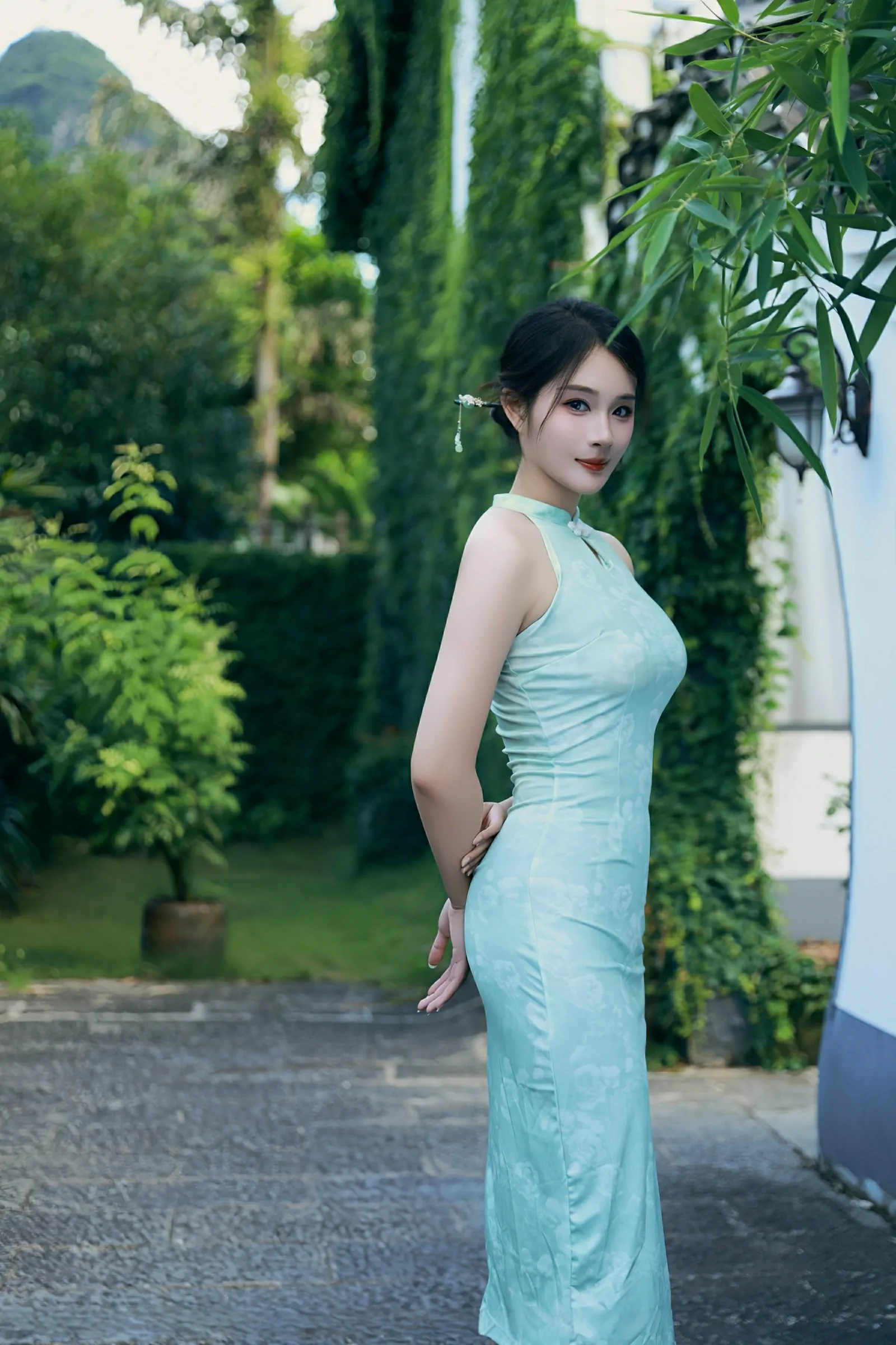  秀人网 No.10538 南乔 [84P]第2张