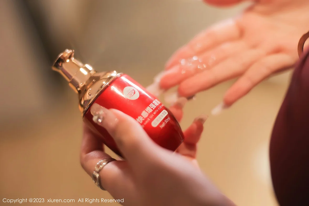  XiuRen 秀人 No.7078 汐汐baby 性感魅惑黑丝性感写真 [91P]第12张