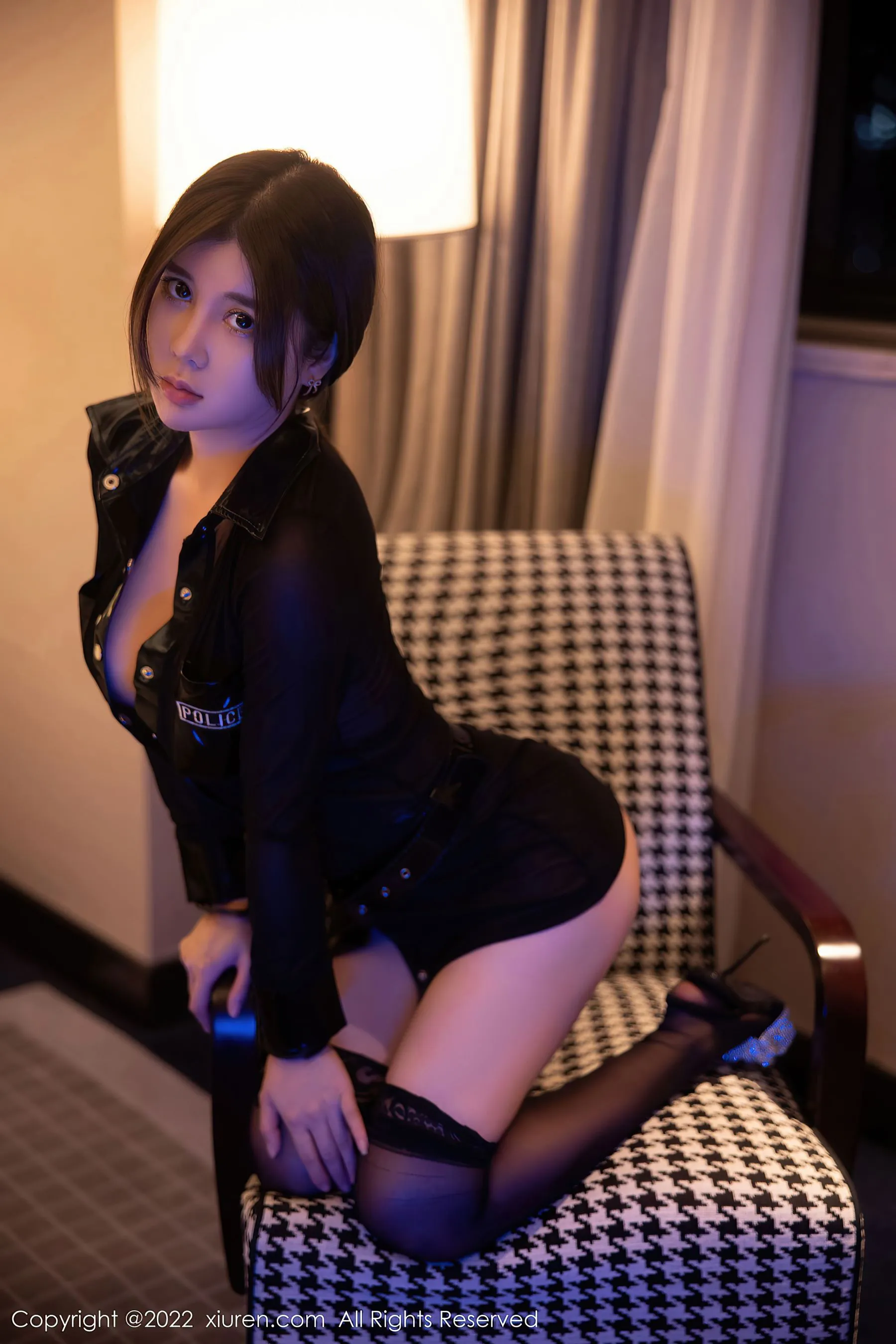 秀人网 No.5750 周jojobaby 制服黑丝第21张