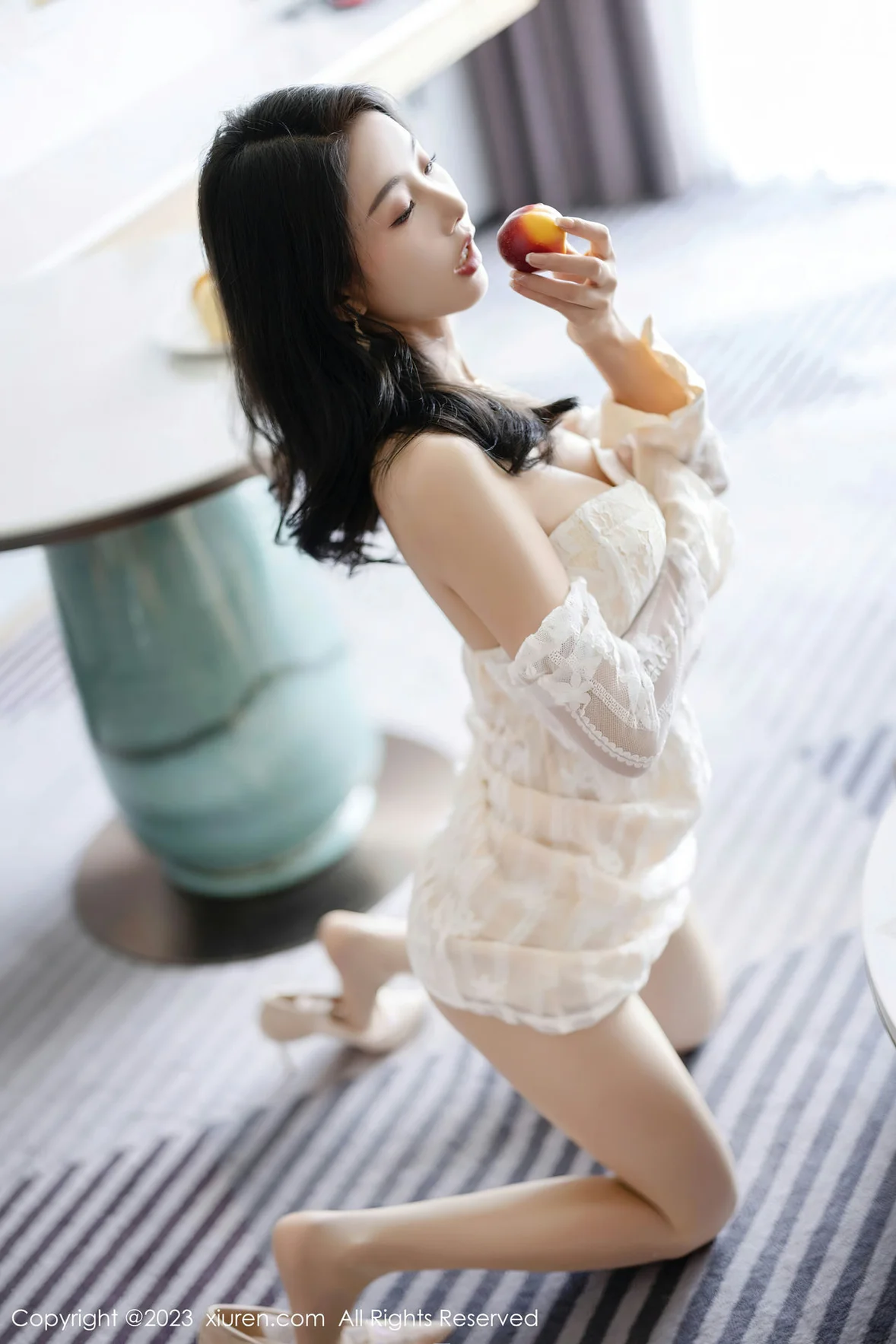  XiuRen 秀人 No.6974 苏苏阿 白色比基尼性感写真1 [82P]第5张