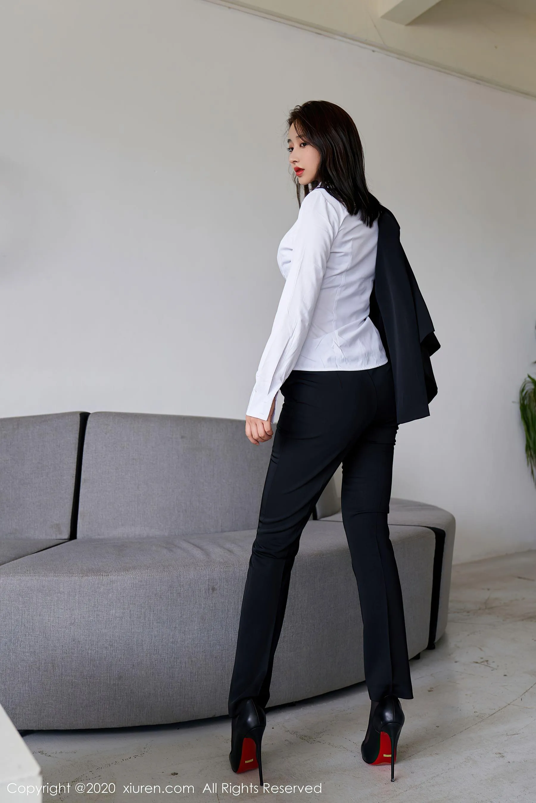  秀人XIUREN No.2392 林子欣Freya第11张