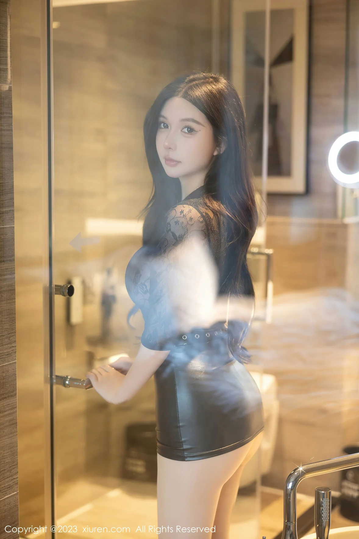  XiuRen 秀人 No.6810 林珊珊 蕾丝连衣短裙性感写真 [92P]第12张