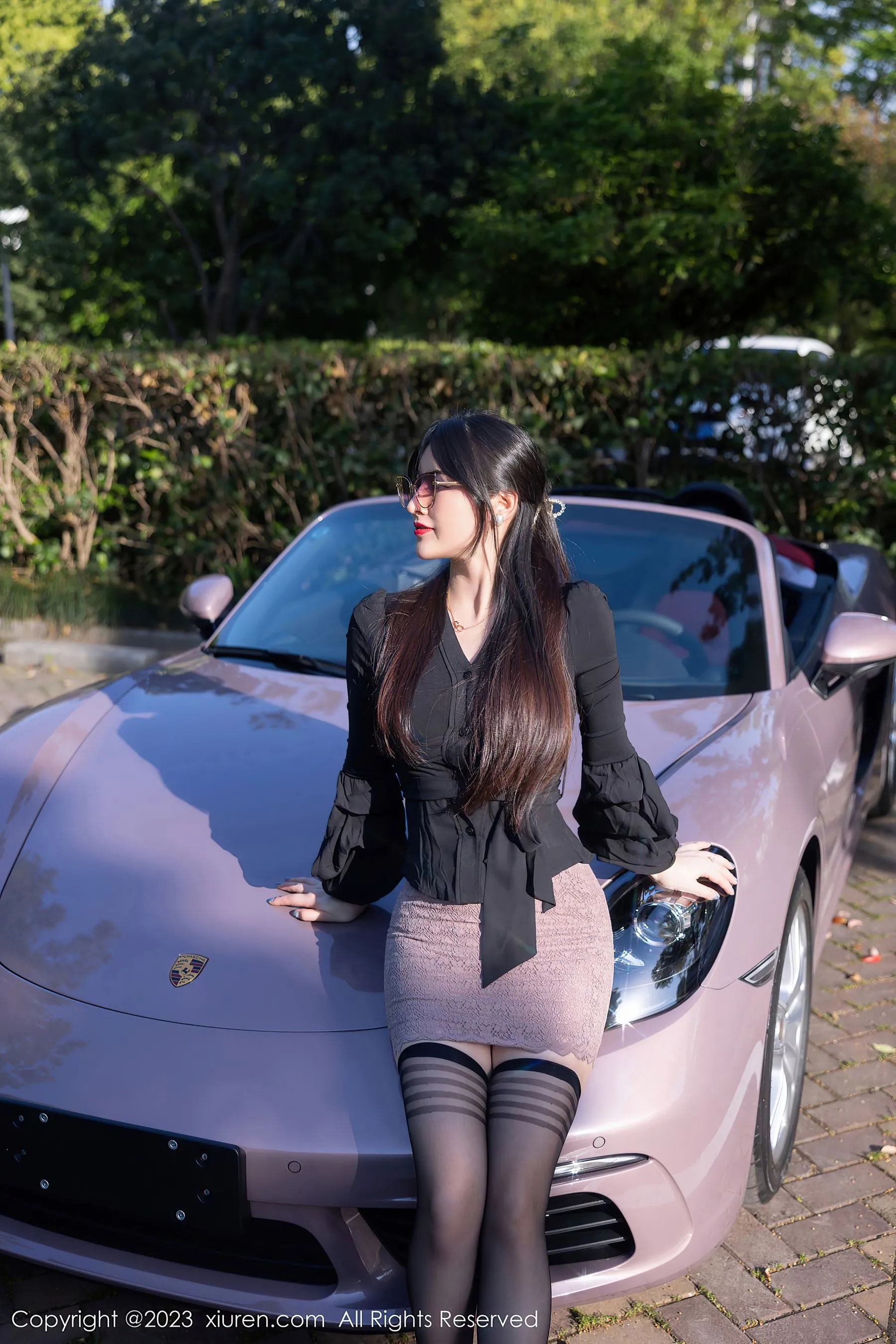  秀人网 No.6676 诗诗kiki 黑丝美腿第17张