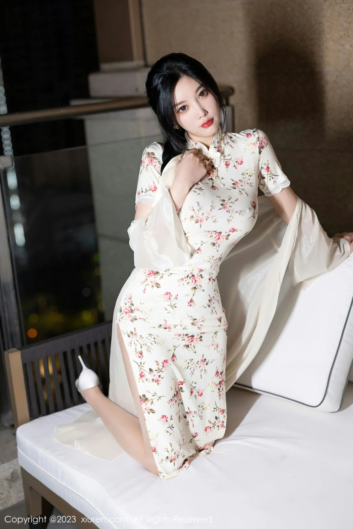  秀人网 No.7363 杨晨晨Yome 碎花旗袍浙江安吉旅拍 [87P]第7张