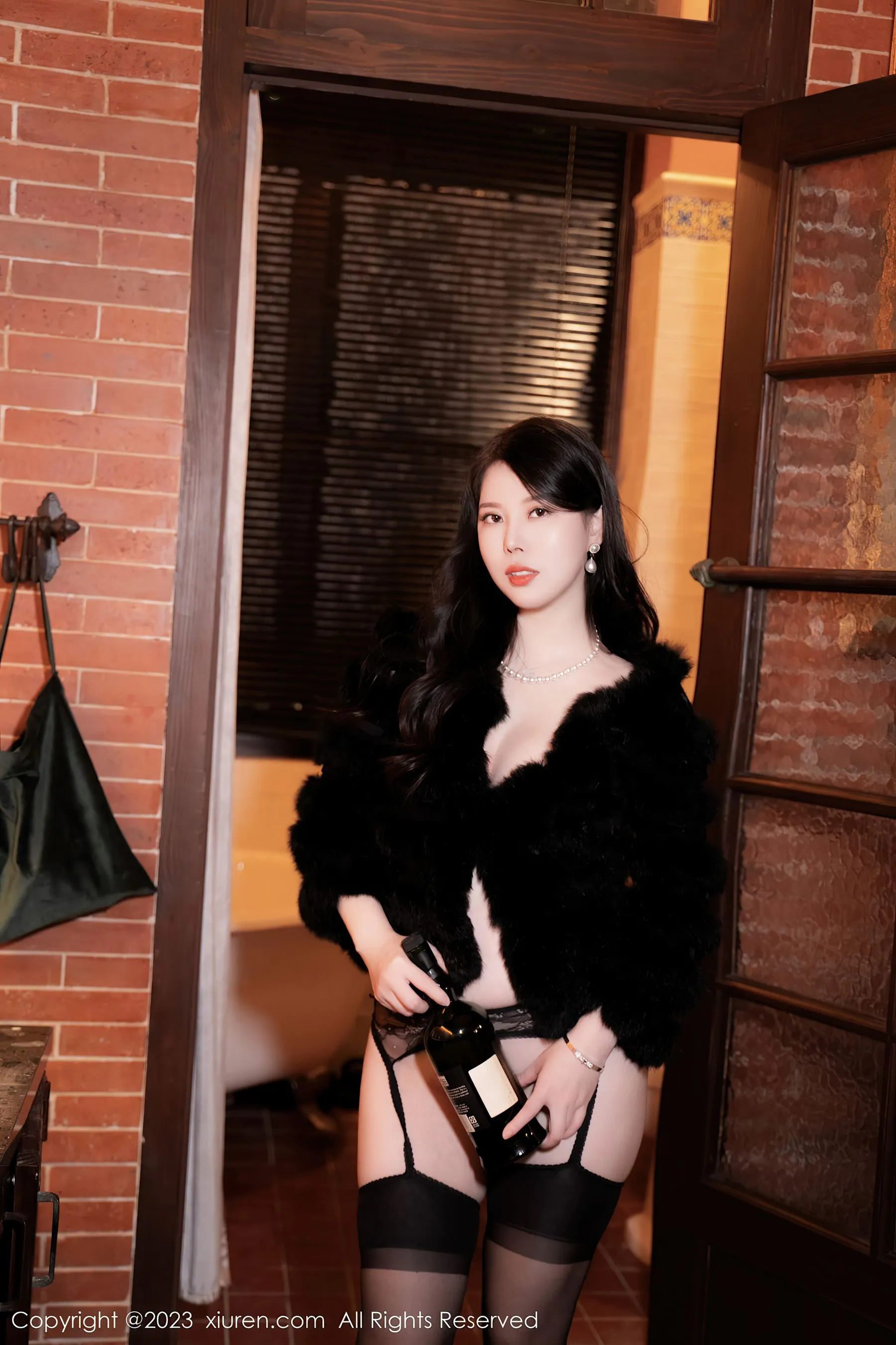  秀人网 No.6225 白茹雪 黑丝美臀第19张