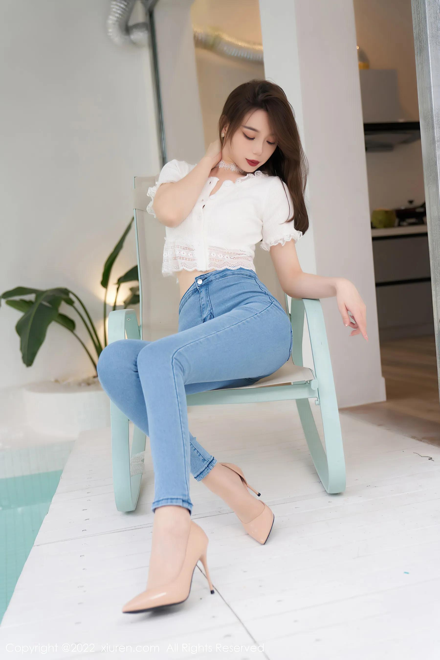  秀人网 No.4633 言沫 牛仔裤美腿第3张