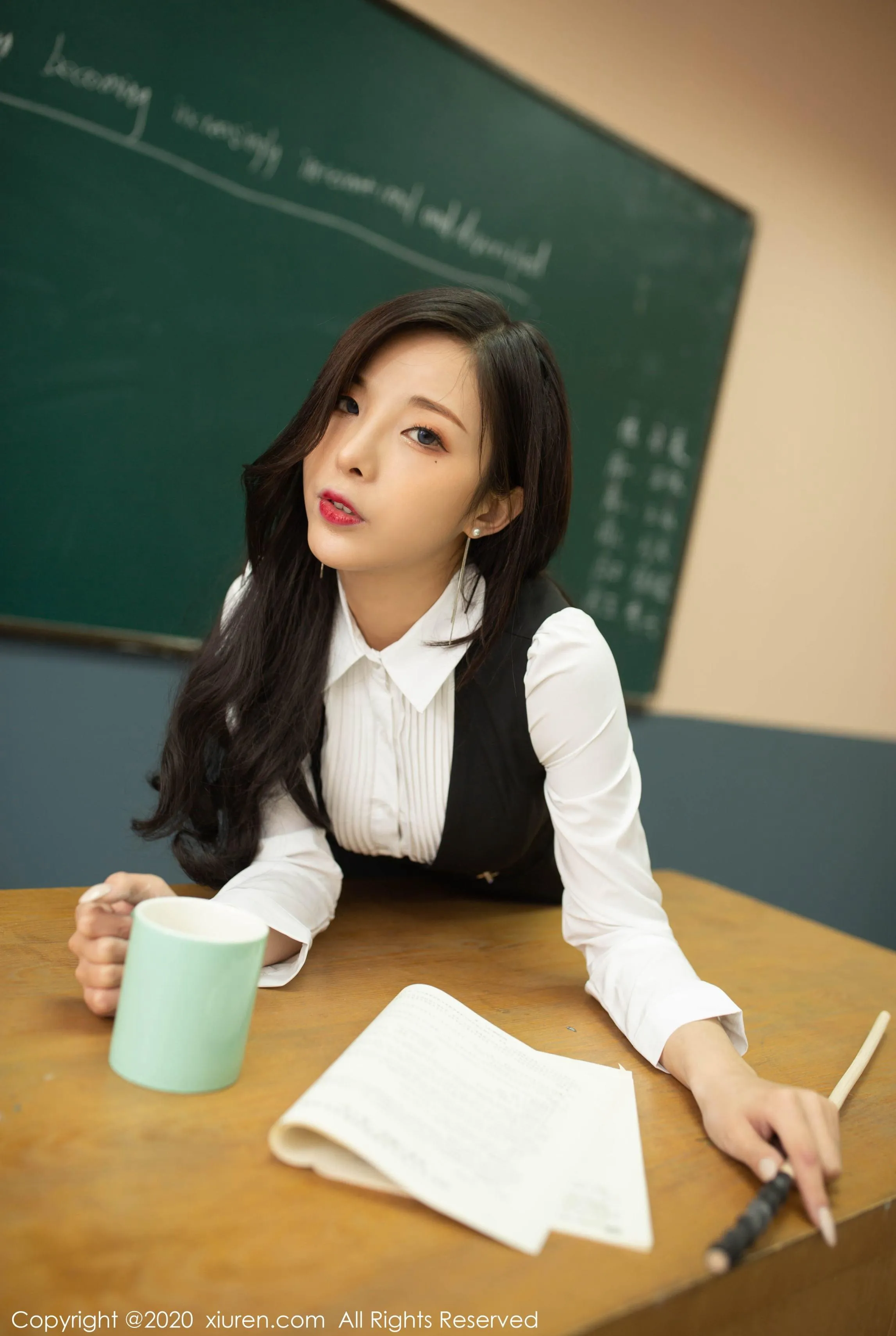 XIUREN秀人网 NO.2172 陈小喵第27张