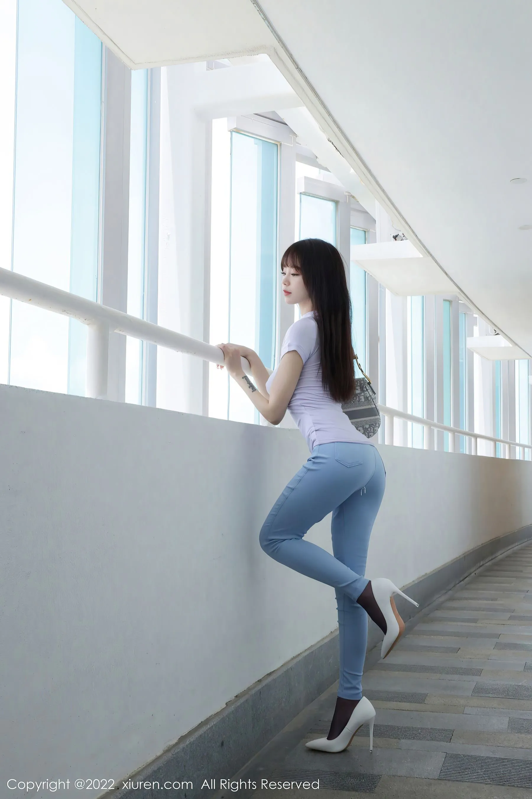  秀人网 No.5384 佘贝拉Bella 三亚旅拍第17张