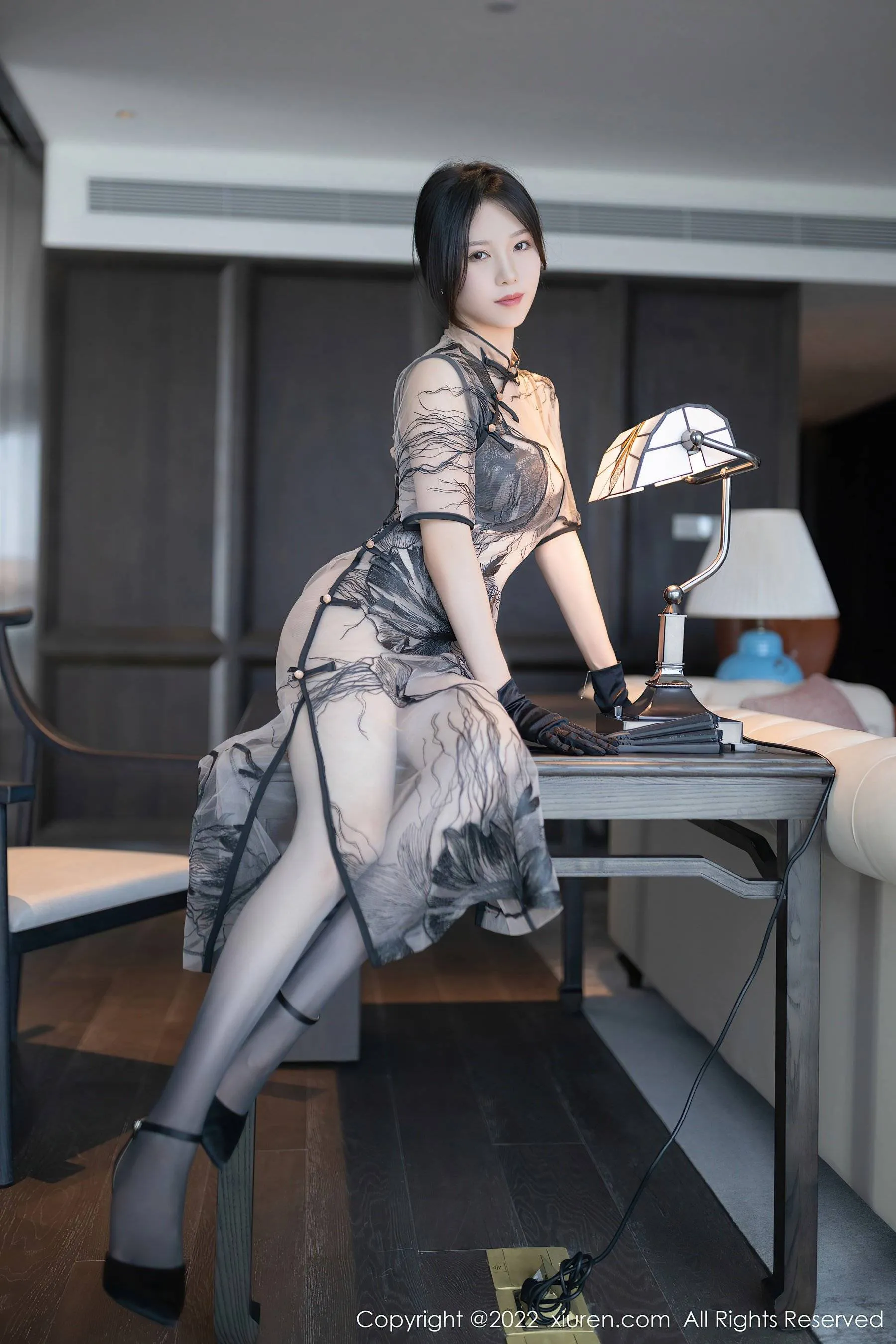 秀人网 No.5830 利世 旗袍美腿第20张