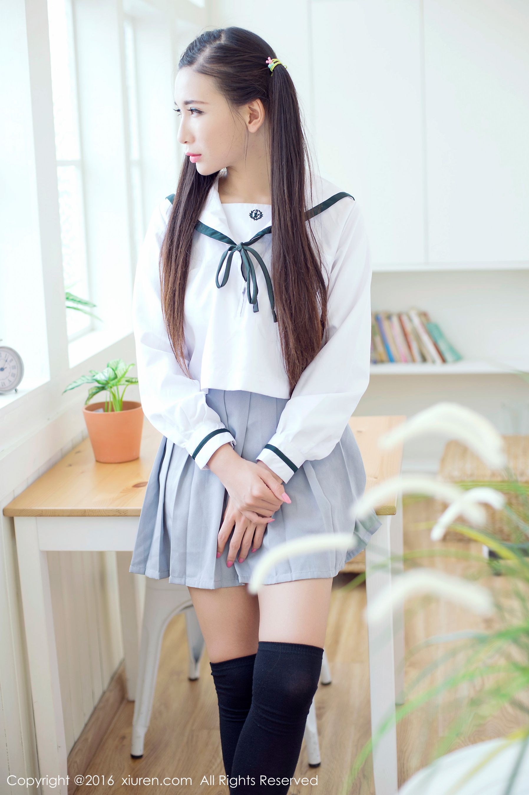  赵颖《爆乳细腰小女生的极度诱惑》 秀人网 No.603第22张