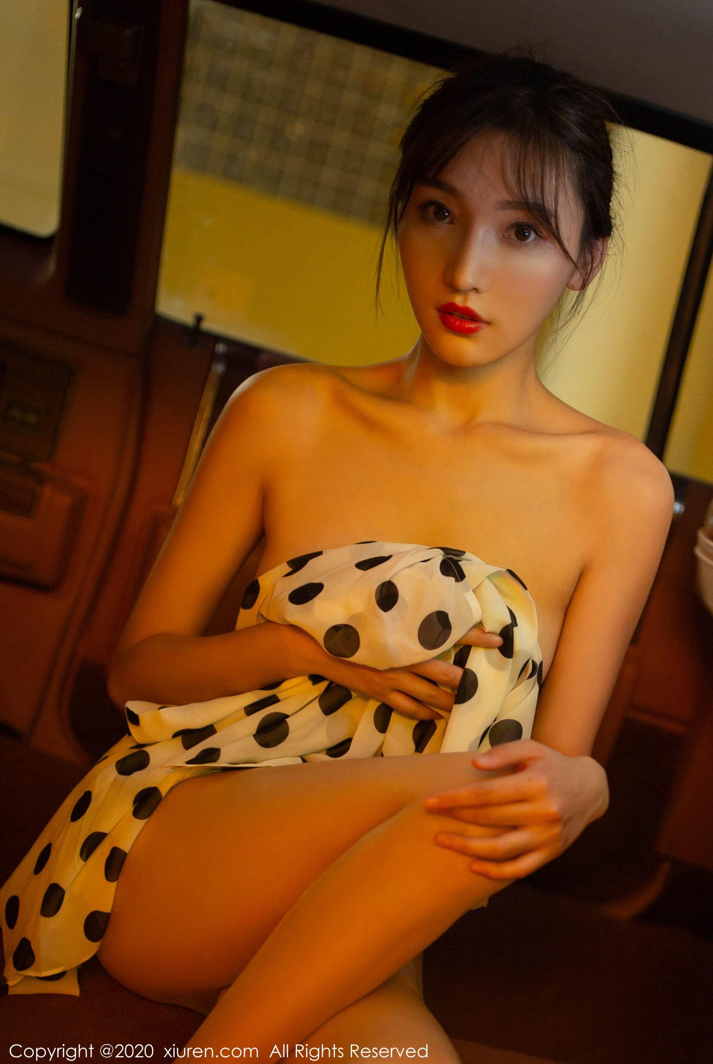  XIUREN秀人网 NO.2222 陆萱萱第10张