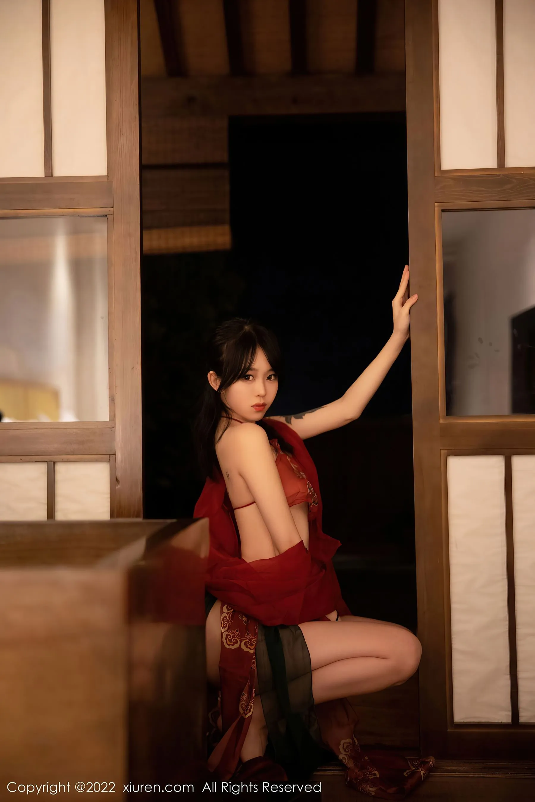  秀人网 No.5527 奶瓶. 大理旅拍第5张