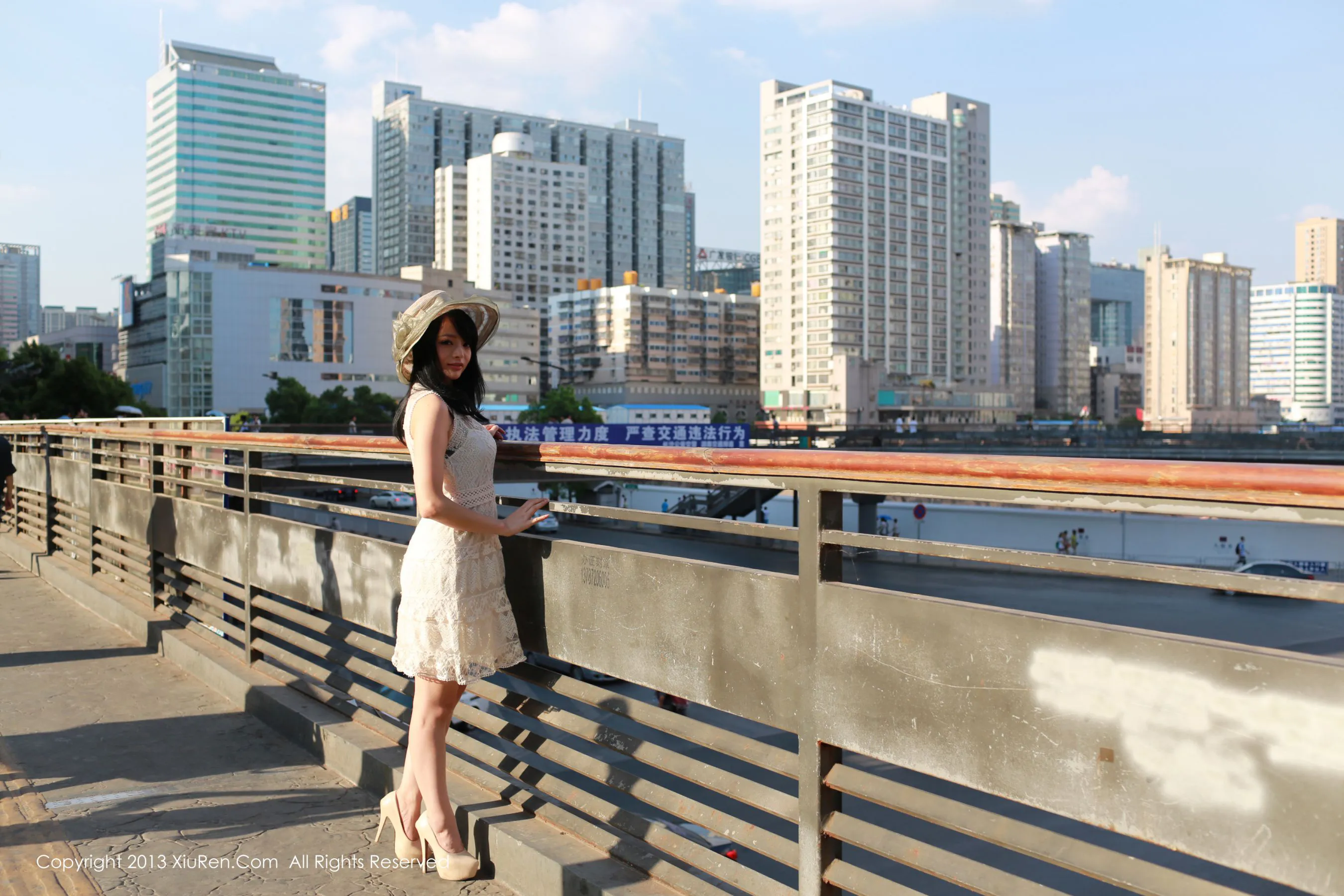  网络红人AngelaLee李玲(歪歪)作品全集 秀人网 No.038第17张