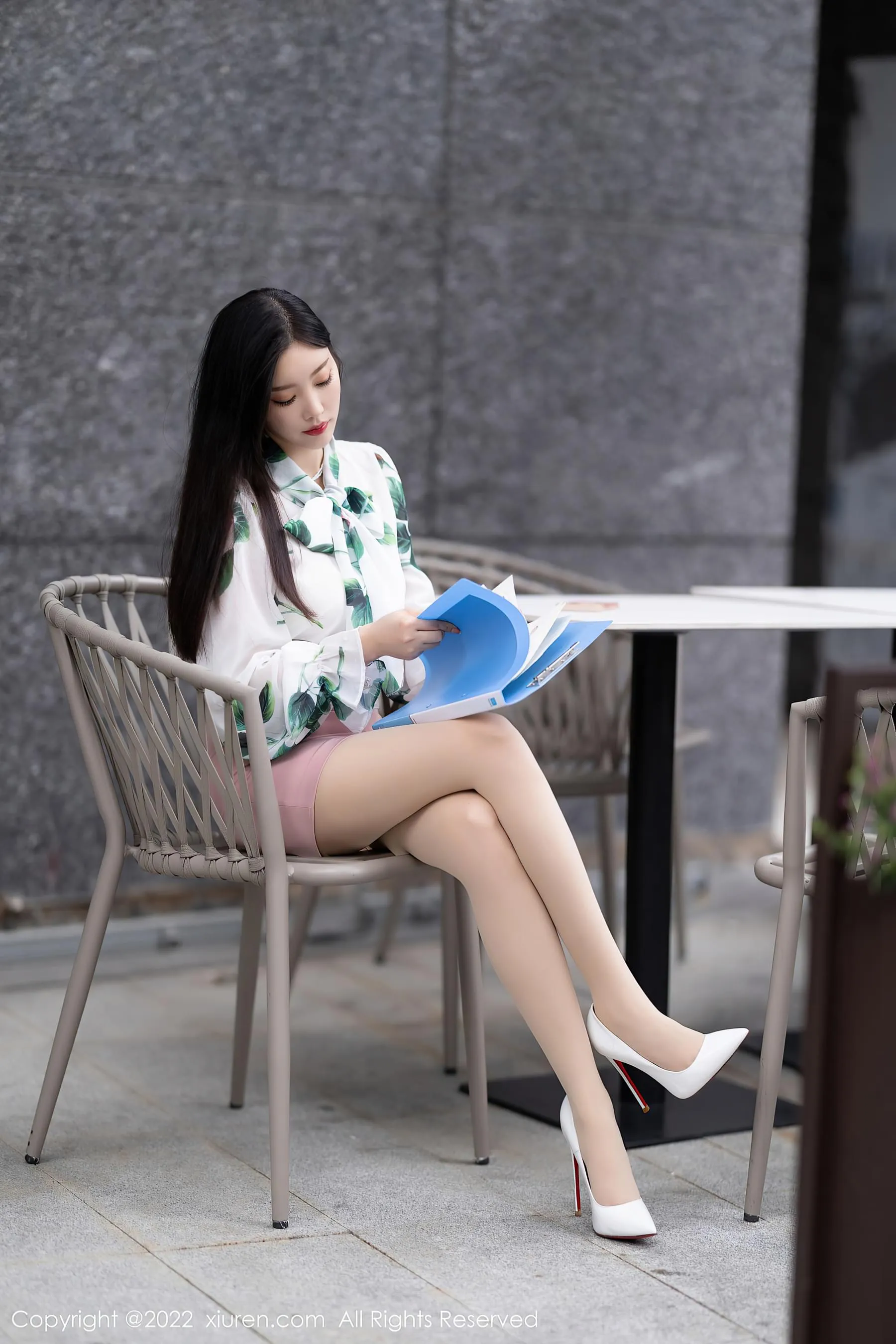  秀人网 No.5171 杨晨晨Yome 丝袜美腿第18张