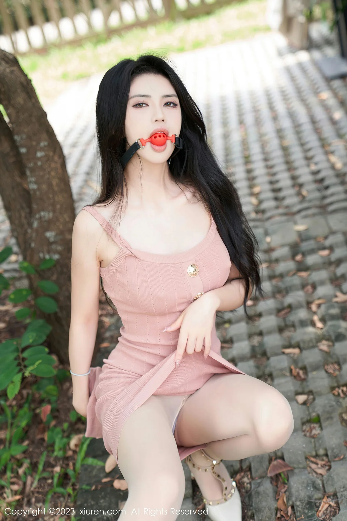  XiuRen 秀人 No.7137 浅浅Danny 户外拍摄性感写真 [91P]第7张