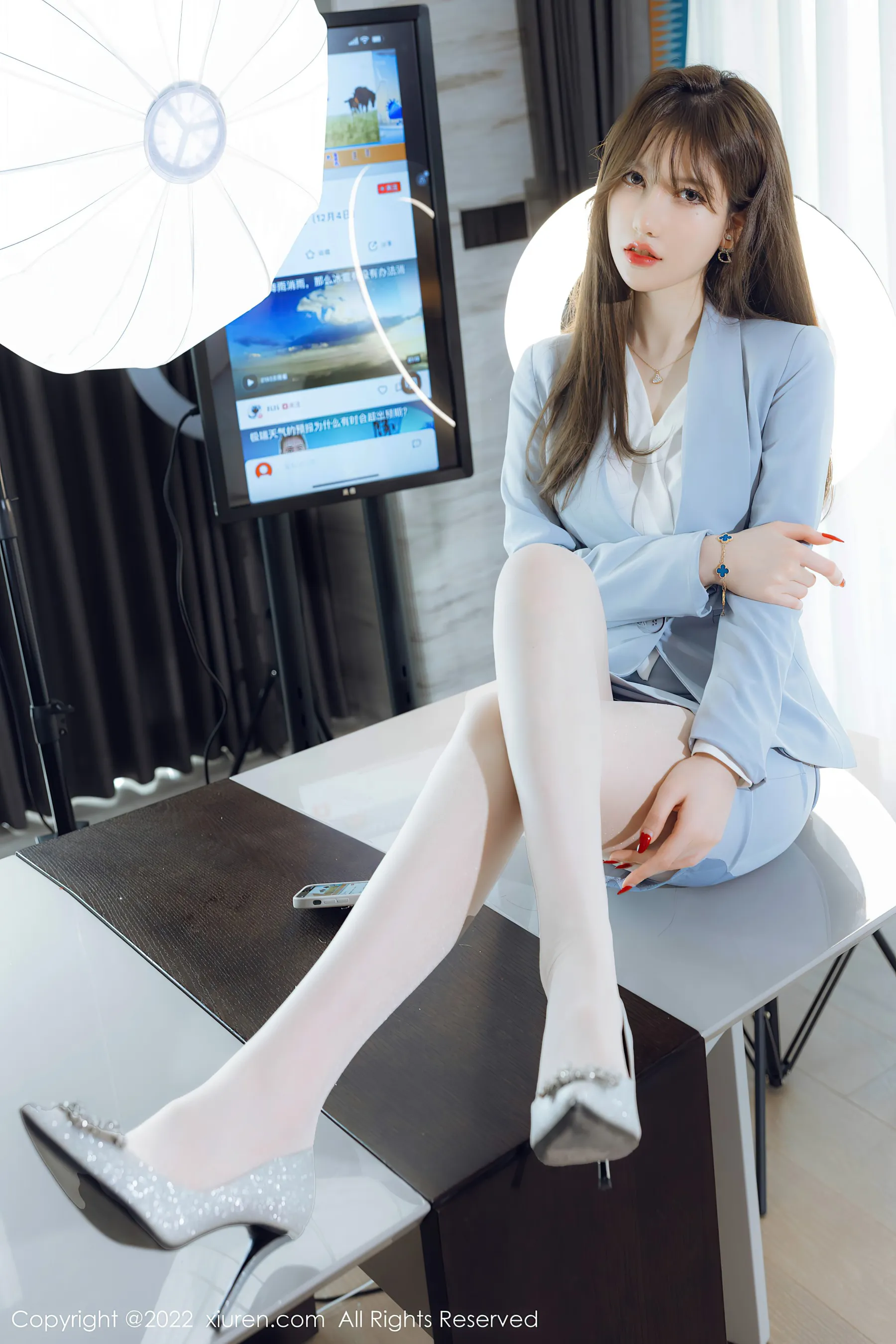  秀人网 No.4658 美桃酱 丝袜美臀第6张