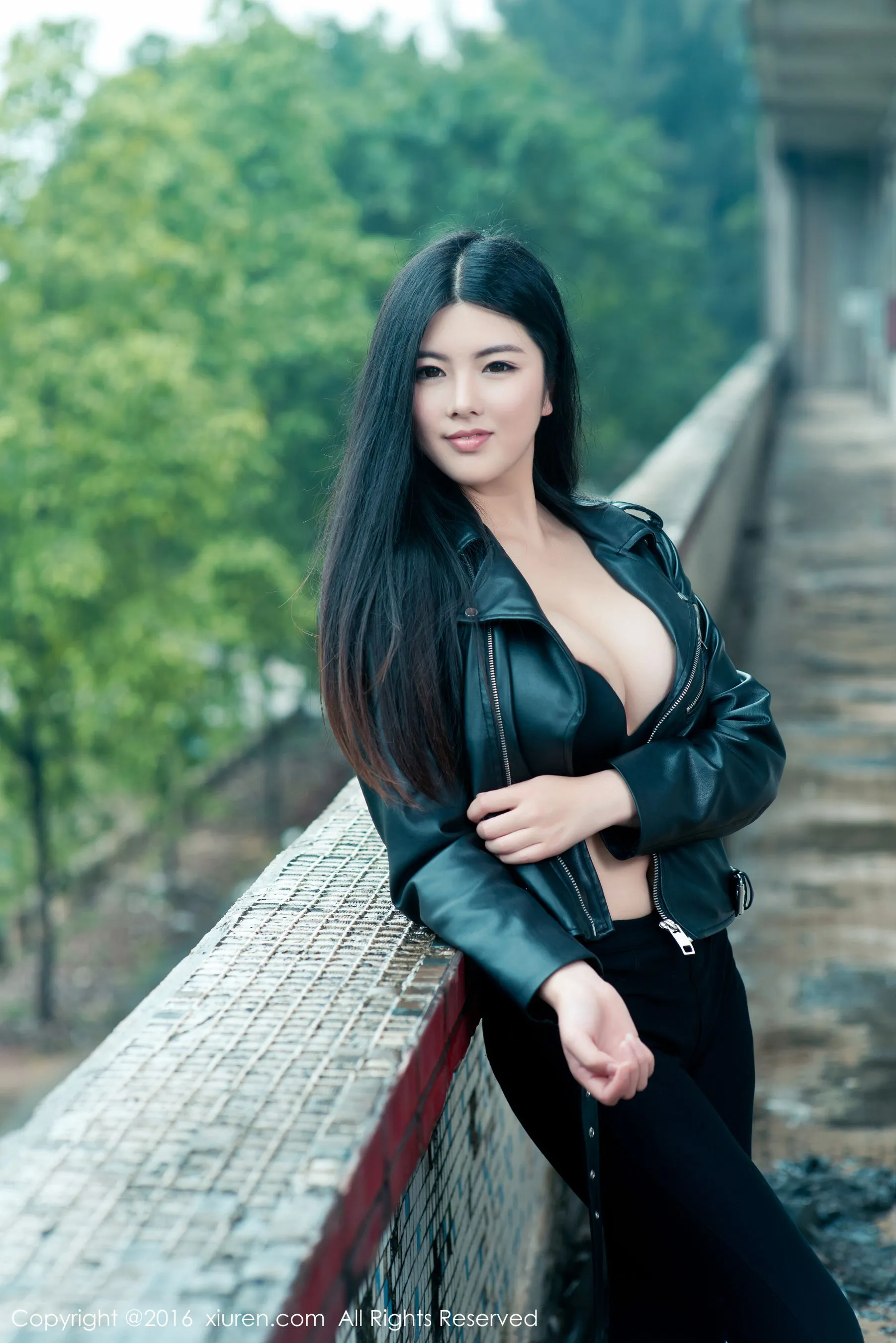  娜露Selena《日系清新巨乳小美女》 秀人网 No.518第1张