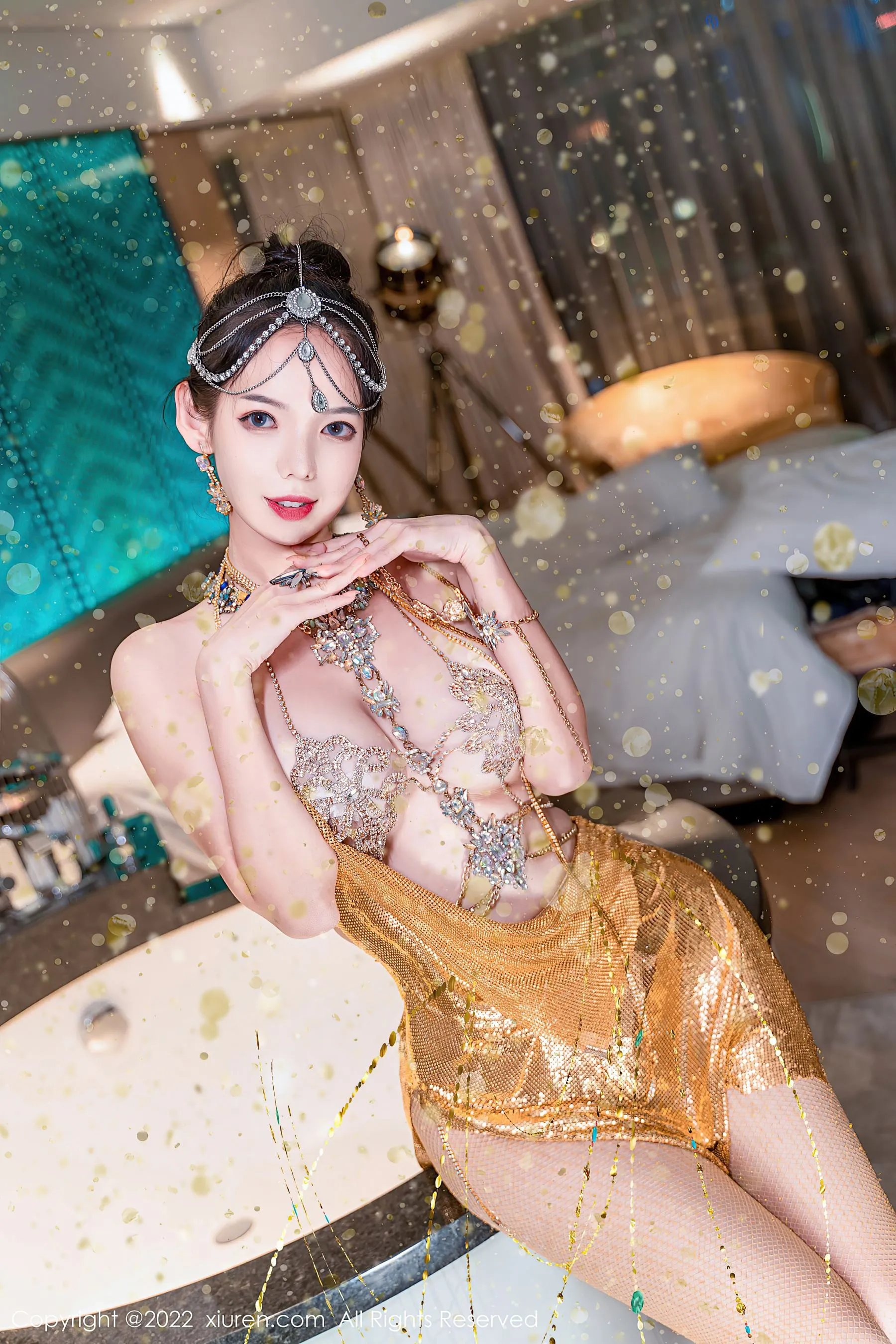  秀人网 No.5559 大美妞儿 美腿丰腴第2张