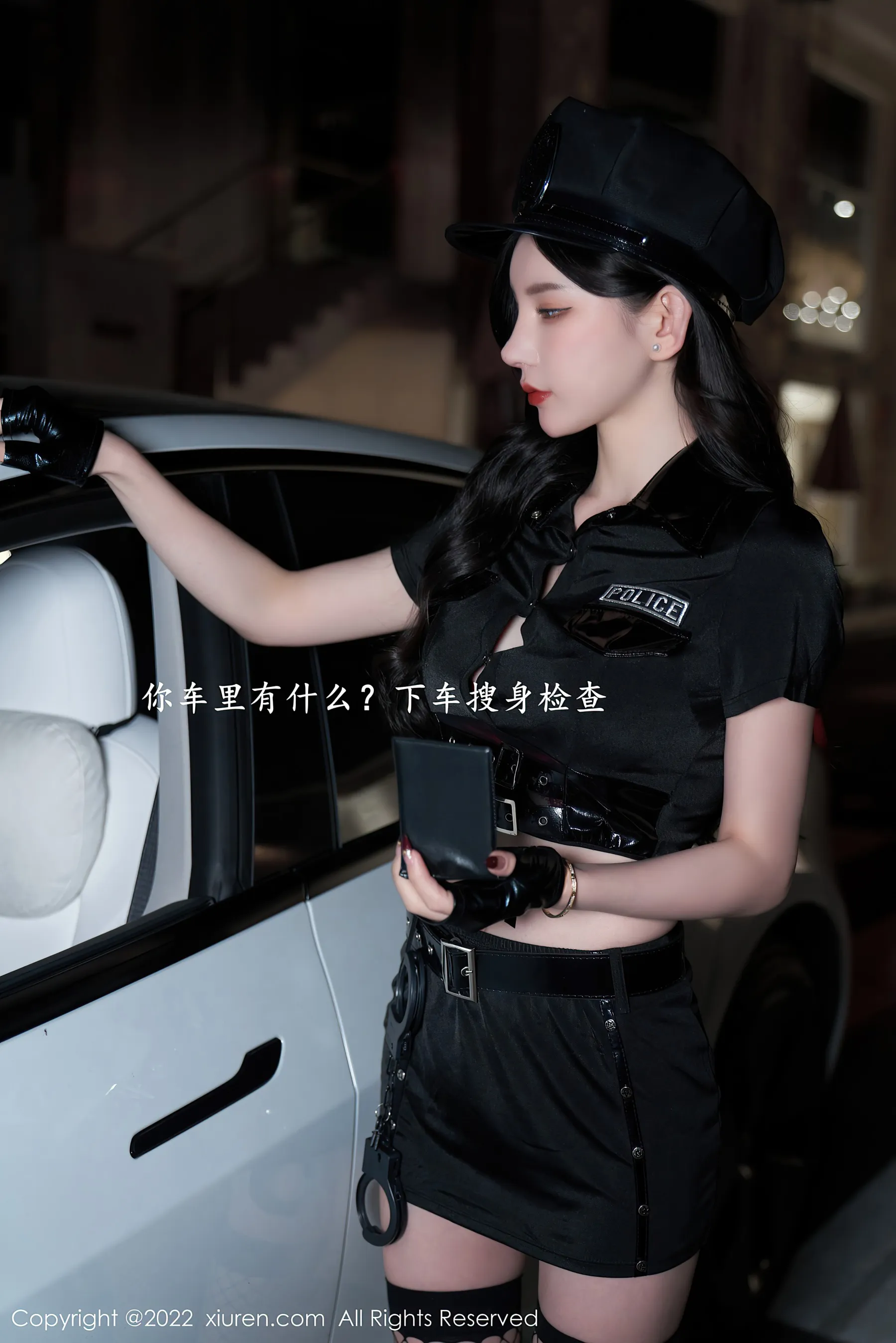  秀人网 No.4741 周于希Sally 黑丝美腿女警制服第17张