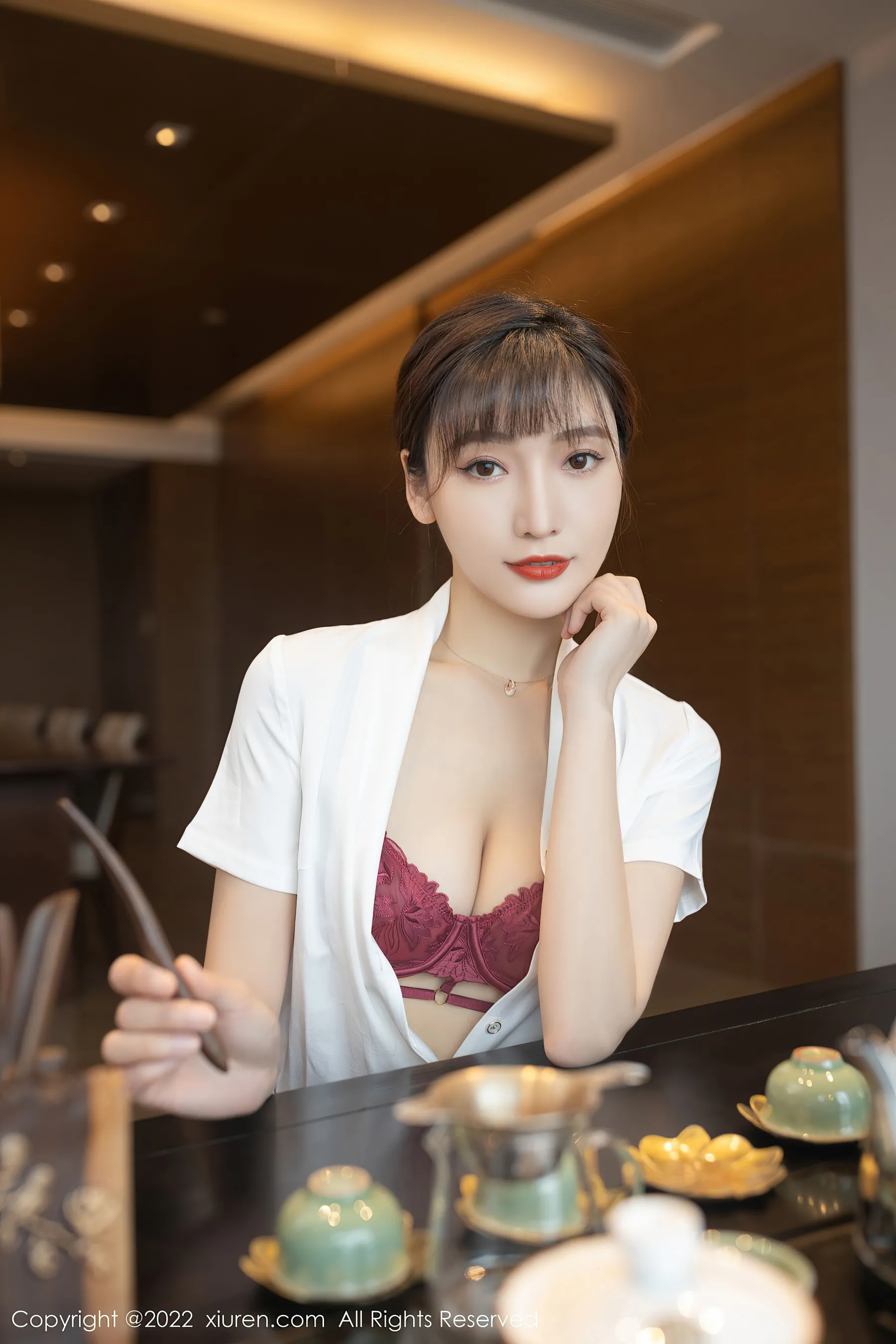  秀人网 No.4694 陆萱萱 短裙旅拍第1张