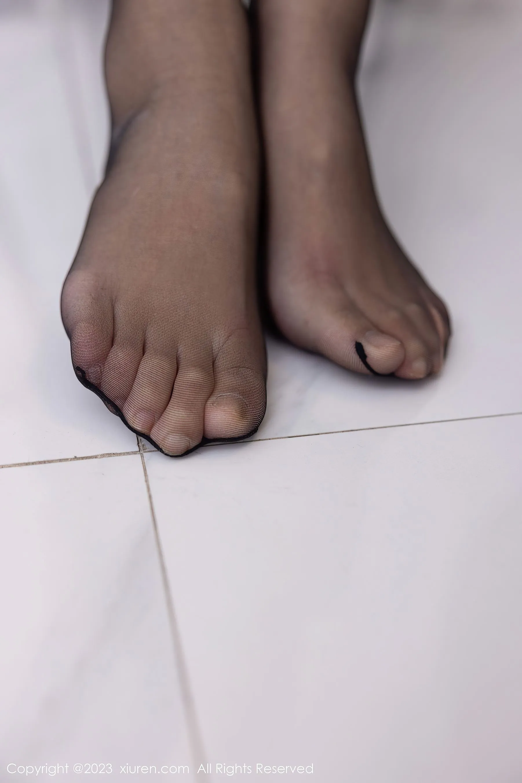  秀人网 No.6374 可樂Vicky 黑丝美腿第19张