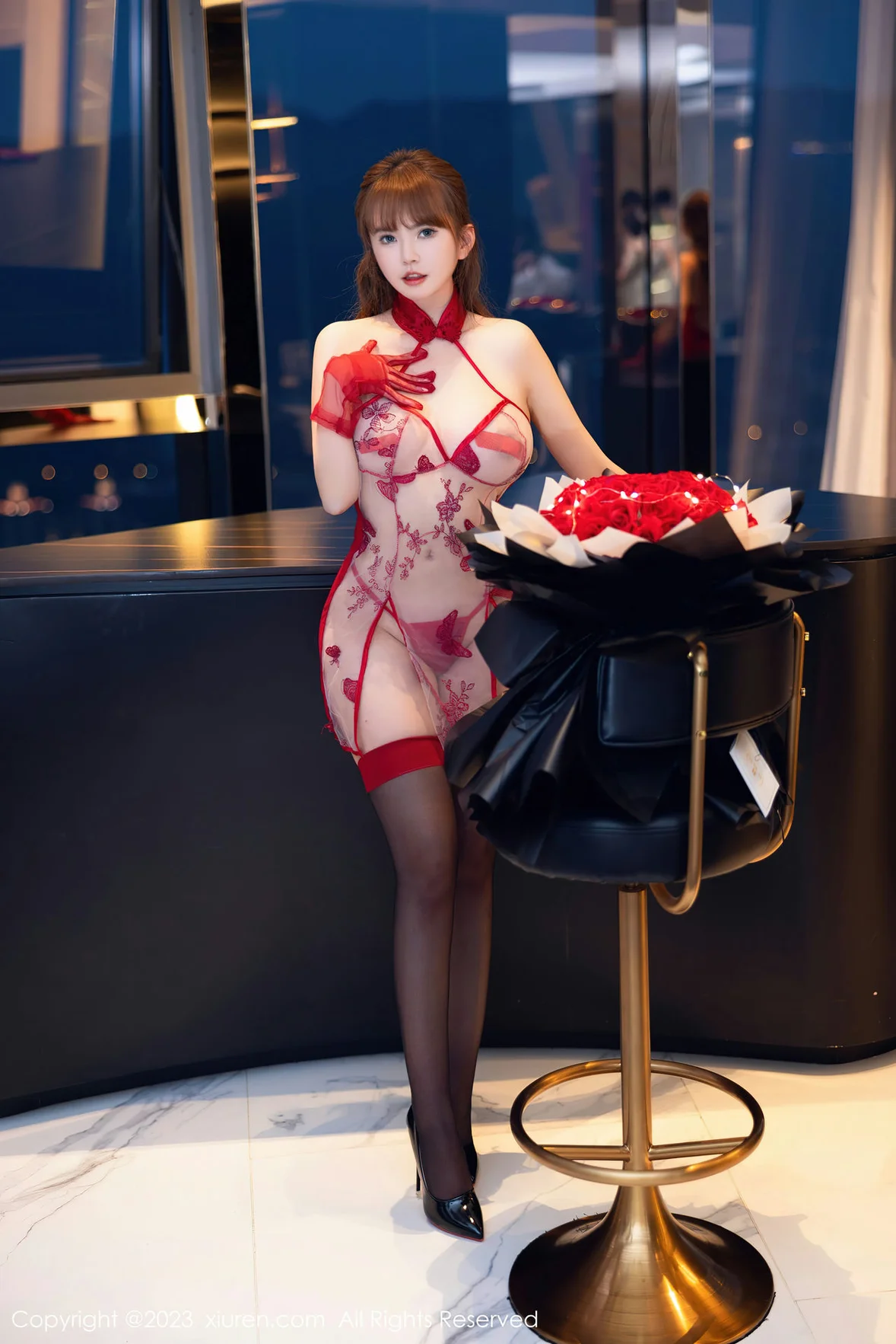  XiuRen 秀人 No.6981 张思允Nice 红色轻透情趣内衣性感写真 [72P]第2张