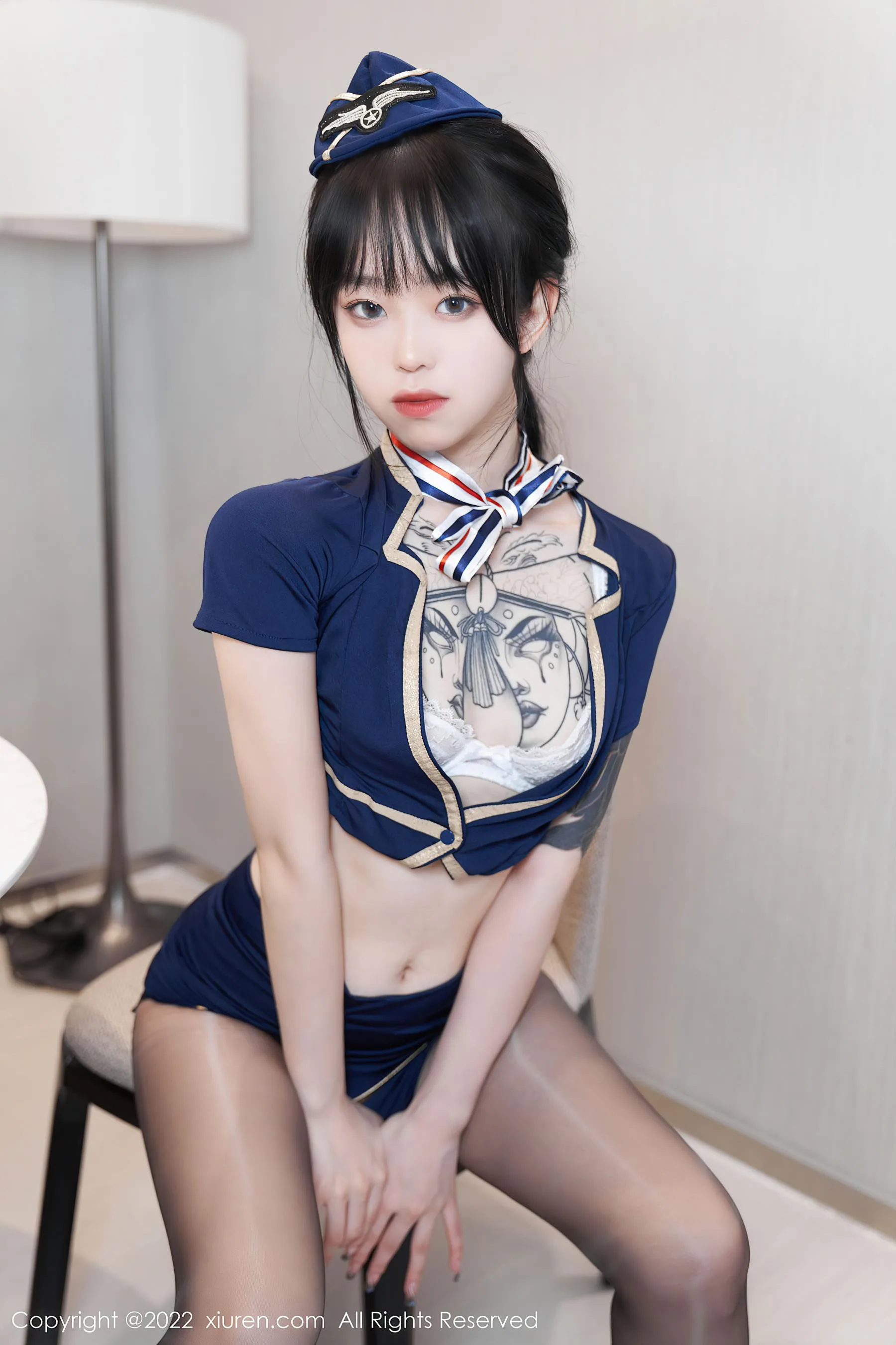  秀人网 No.5352 奶瓶. 制服美腿第17张