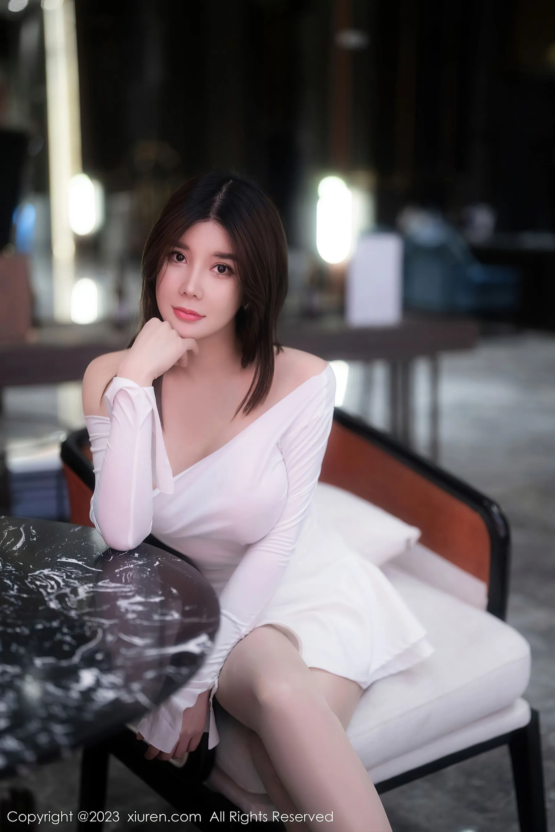  秀人网 No.6218 周jojobaby 丝袜美腿第16张