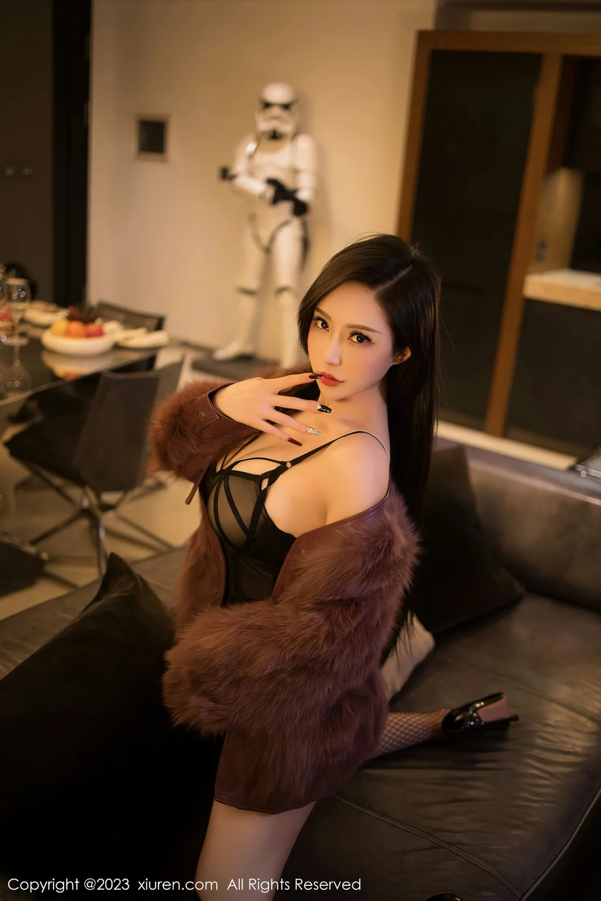  XiuRen 秀人 No.6908 大琪琪Emily 黑色情趣内衣 [83P]第2张