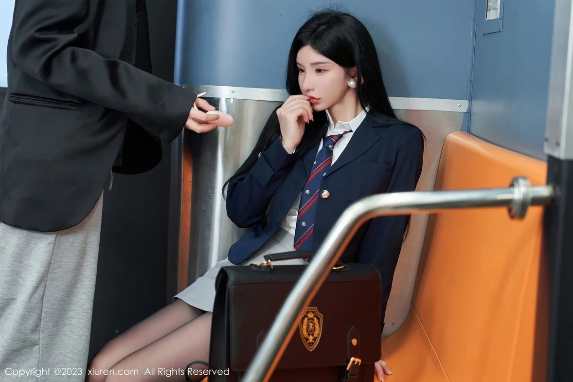  XiuRen 秀人 No.7086 周于希Sally 主题《不能说的秘密》心愿旅拍 [101P]第15张