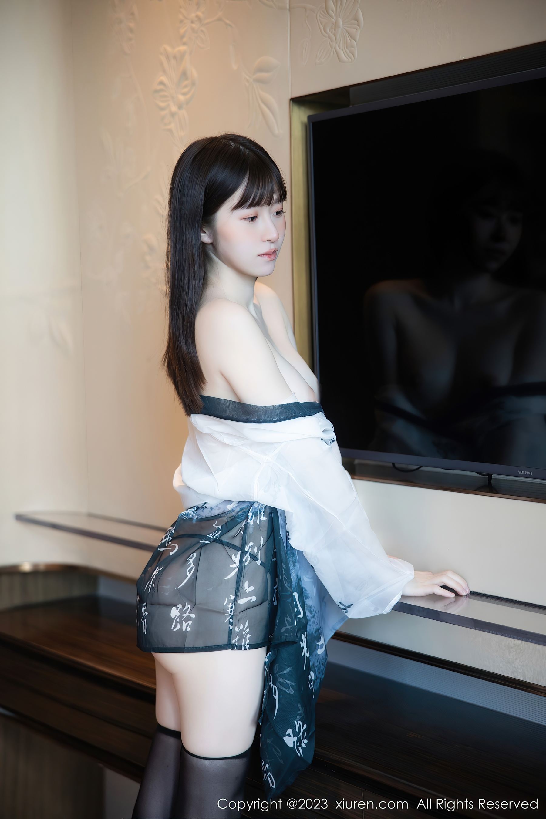 XiuRen 秀人 No.7459 林悠悠 黑丝美腿第13张