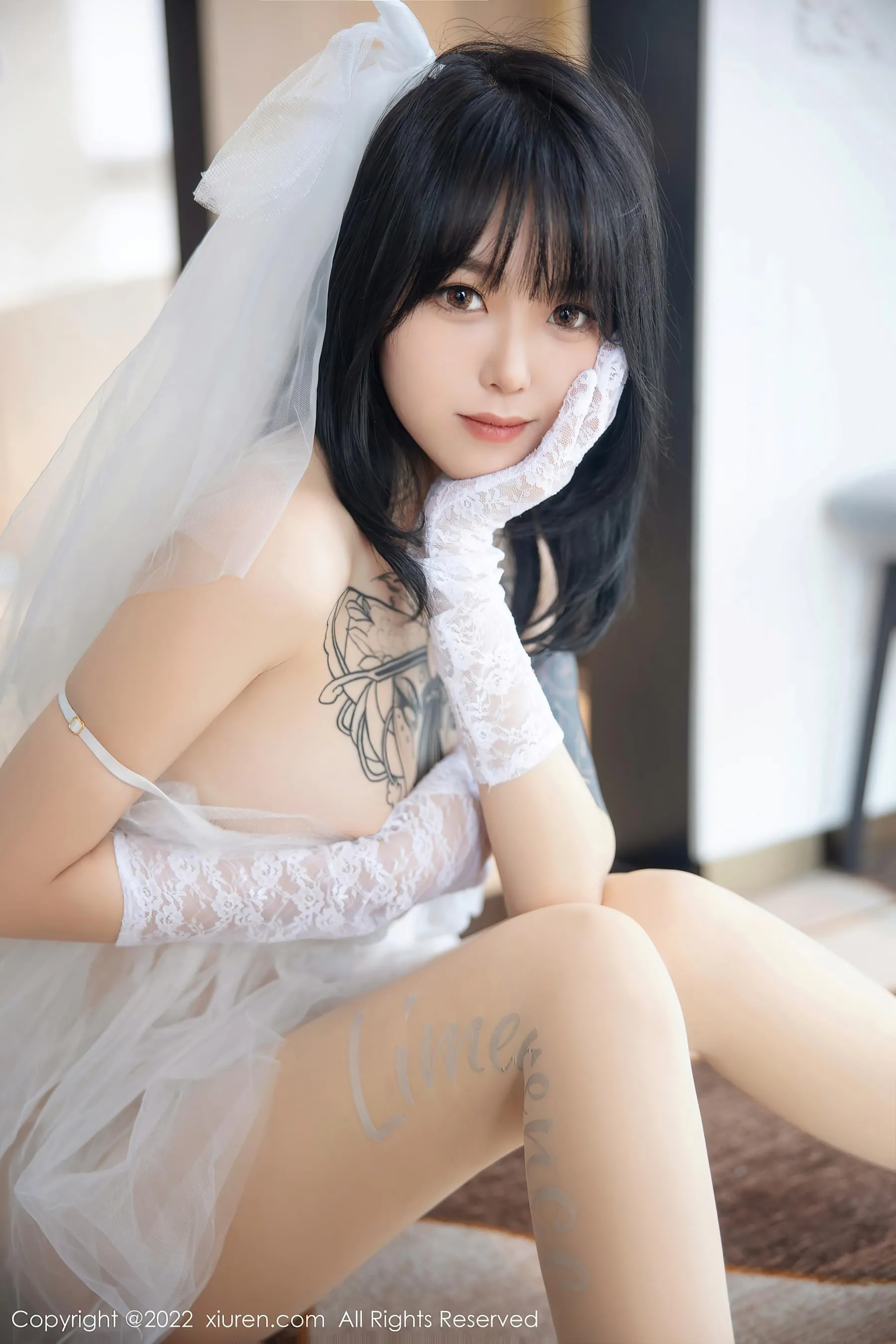  秀人网 No.5212 奶瓶. 婚纱服美腿第18张
