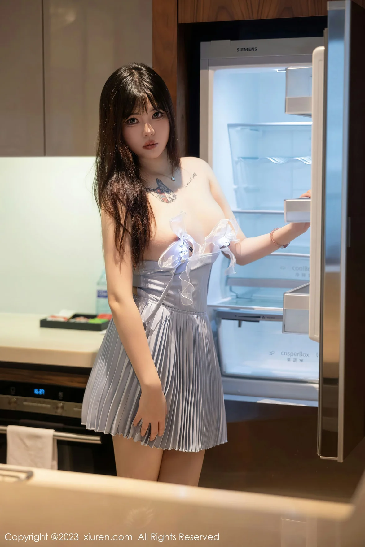  XiuRen 秀人 No.7266 Arude薇薇 御姐性感写真 [70P]第11张