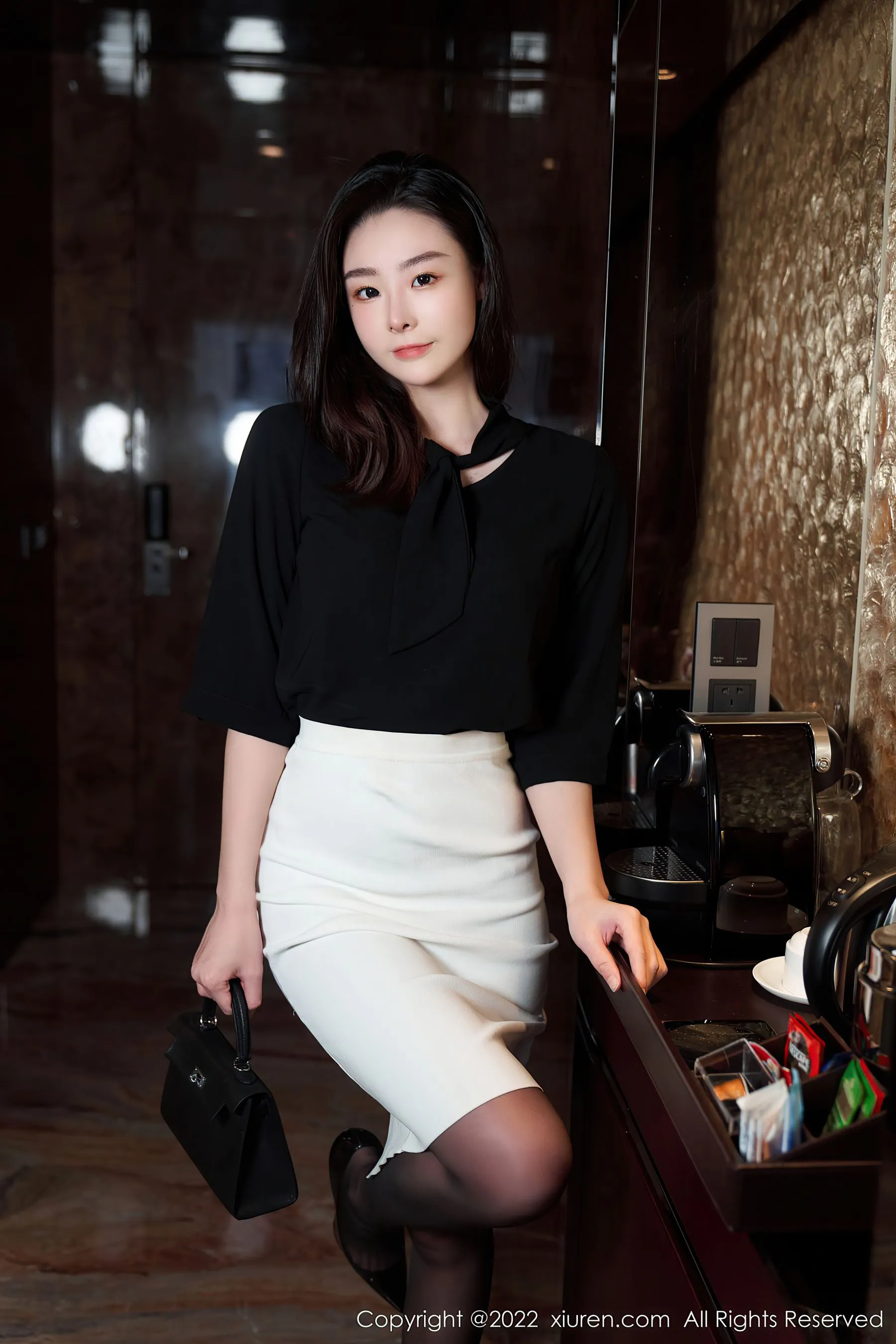  秀人网 No.5312 是小逗逗 短裙美腿第28张