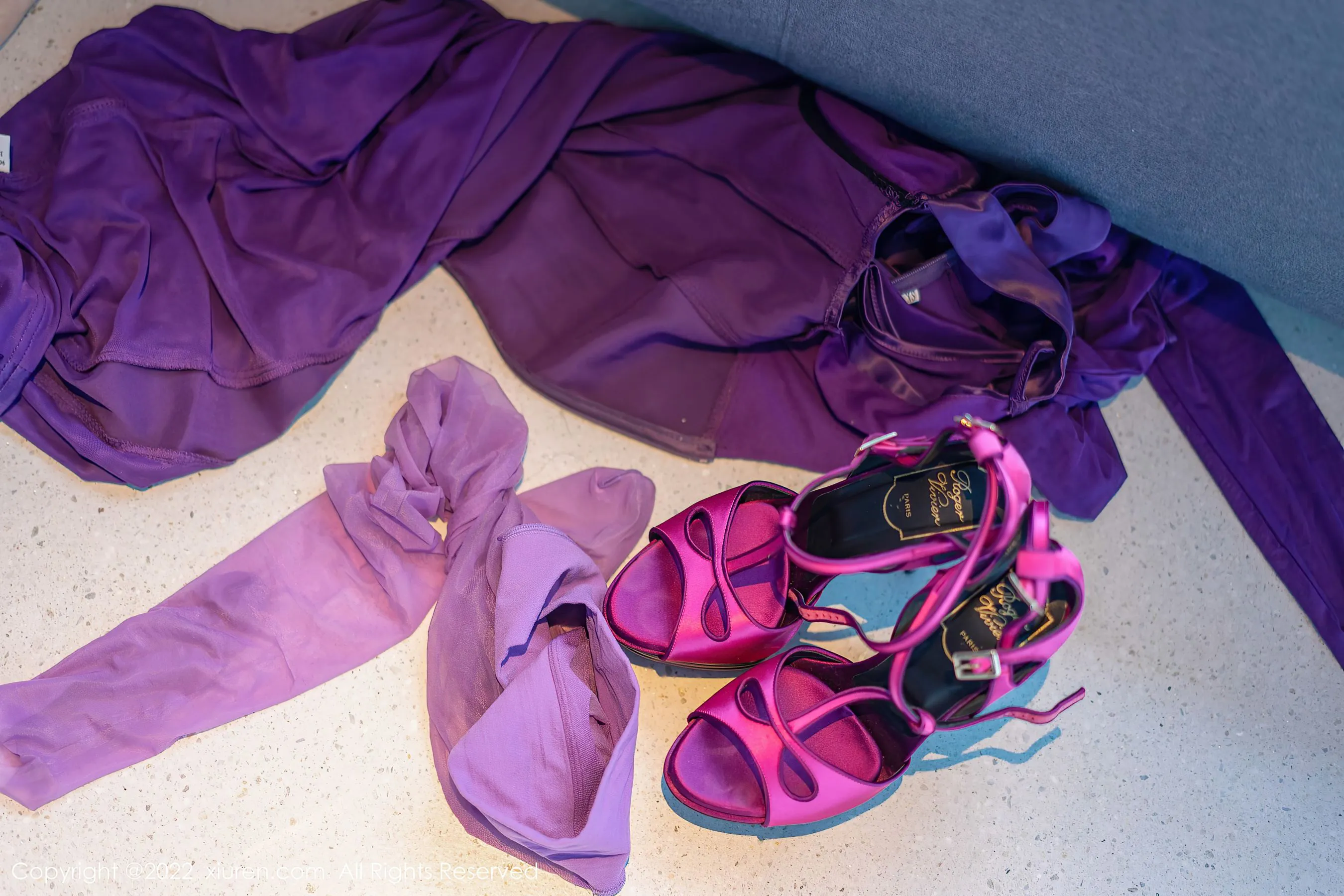  秀人网 No.4920 允爾 丝袜美臀第13张