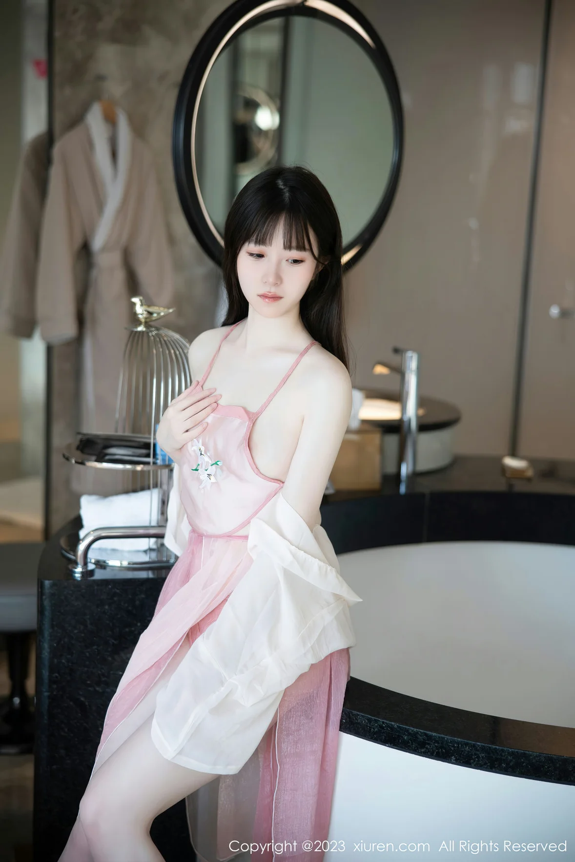  XiuRen 秀人 No.6926 林悠悠 首套写真粉色古装 [78P]第7张