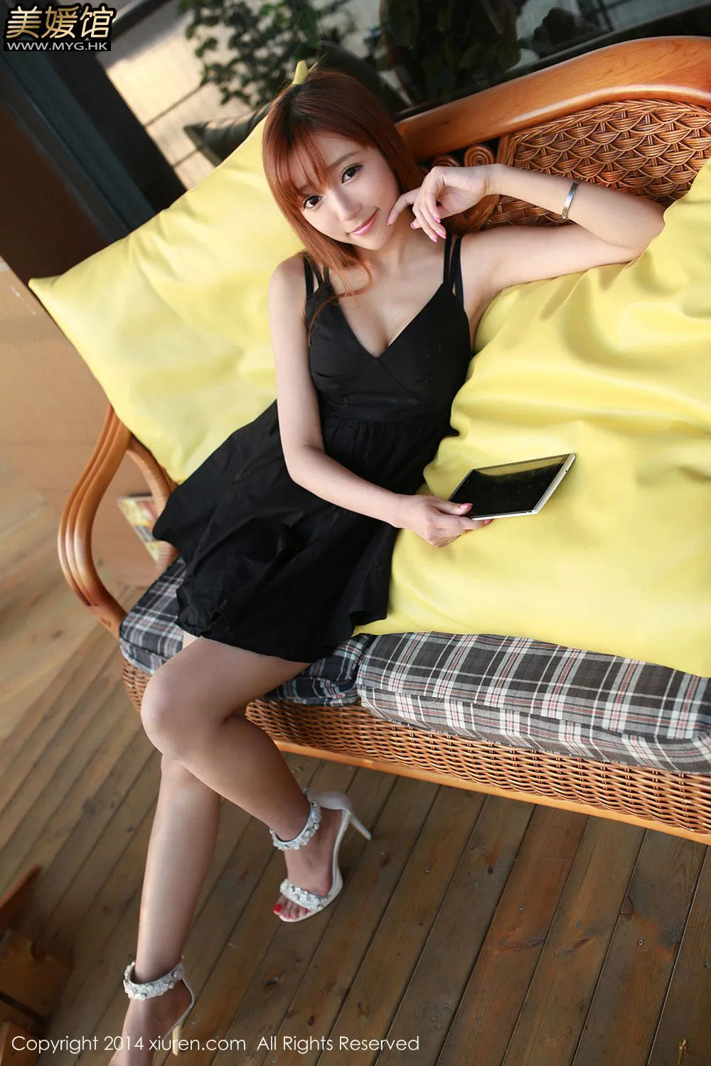  王馨瑤Yanni《驰为数码宣传片》 秀人网 No.135第21张