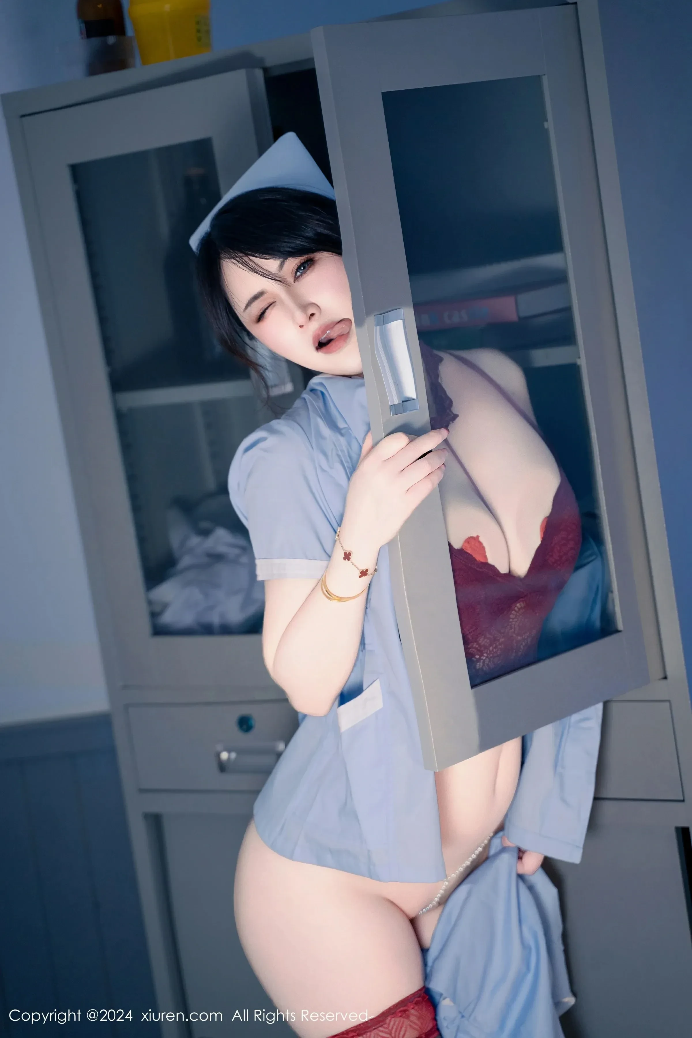  XiuRen 秀人 No.8859 诗诗kiki [114P]第15张