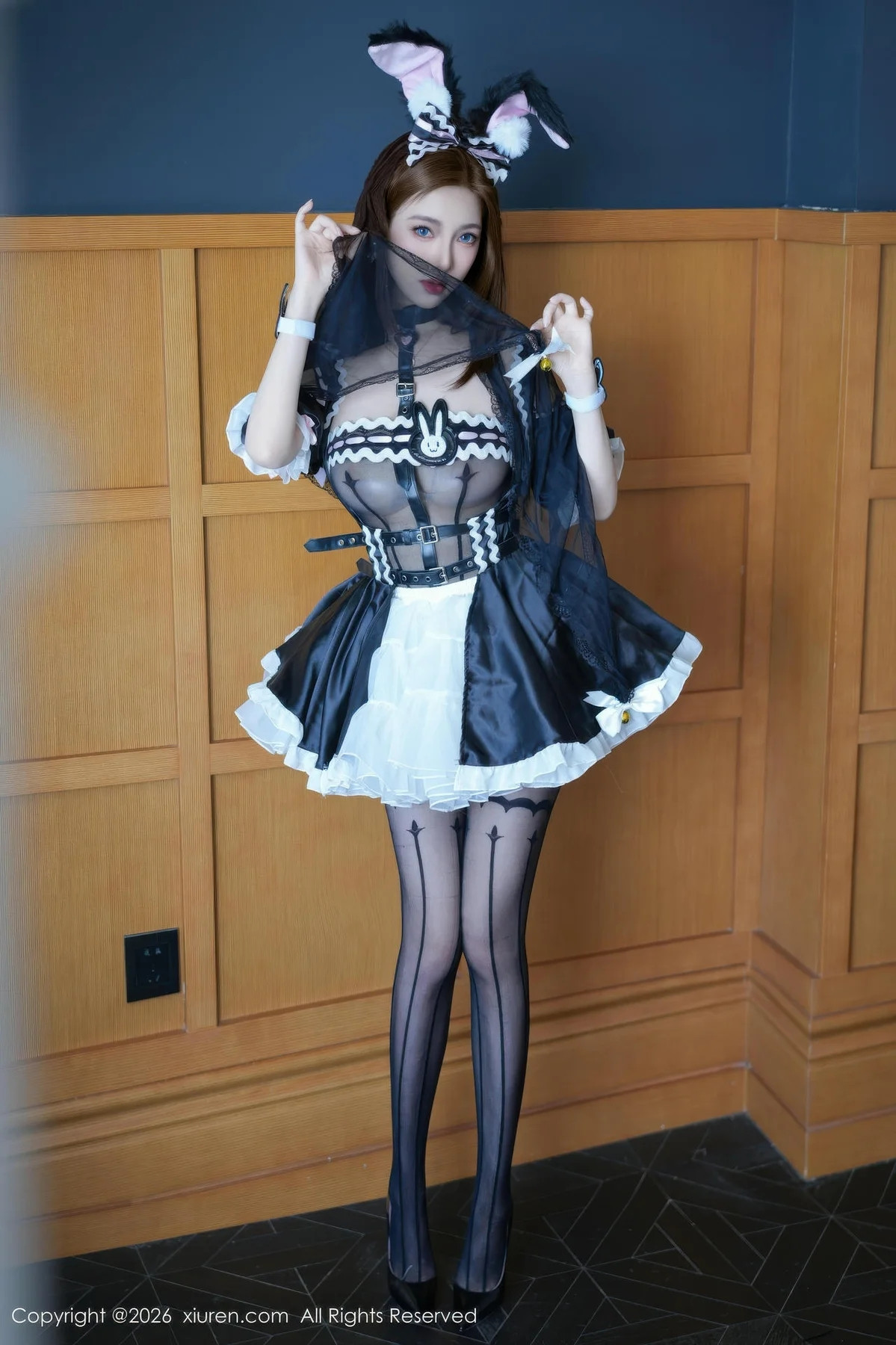  秀人网 Twins-桃桃 Vol.11294 [70P]第1张