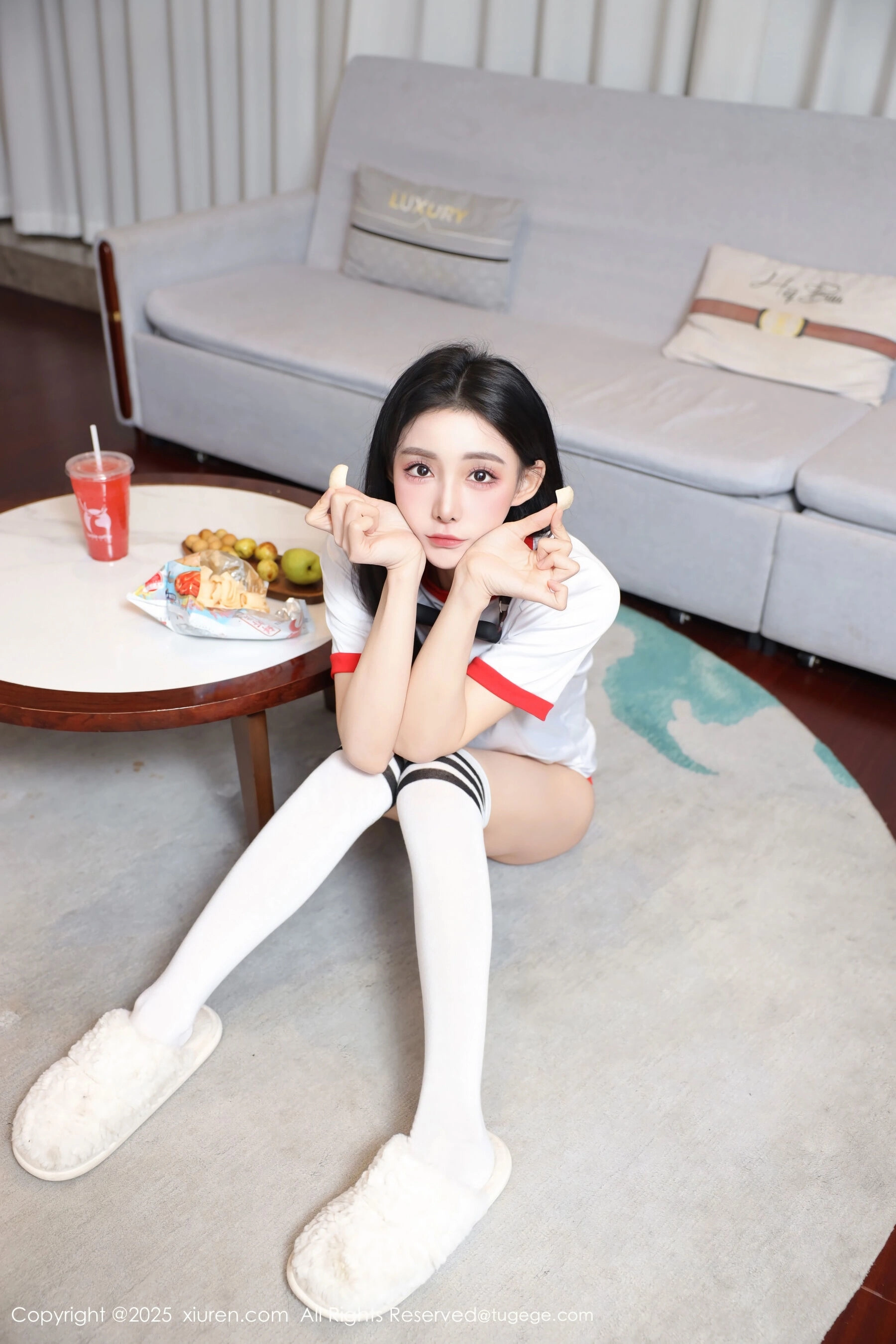  秀人网 许微微呀 Vol.11110 [86P]第3张