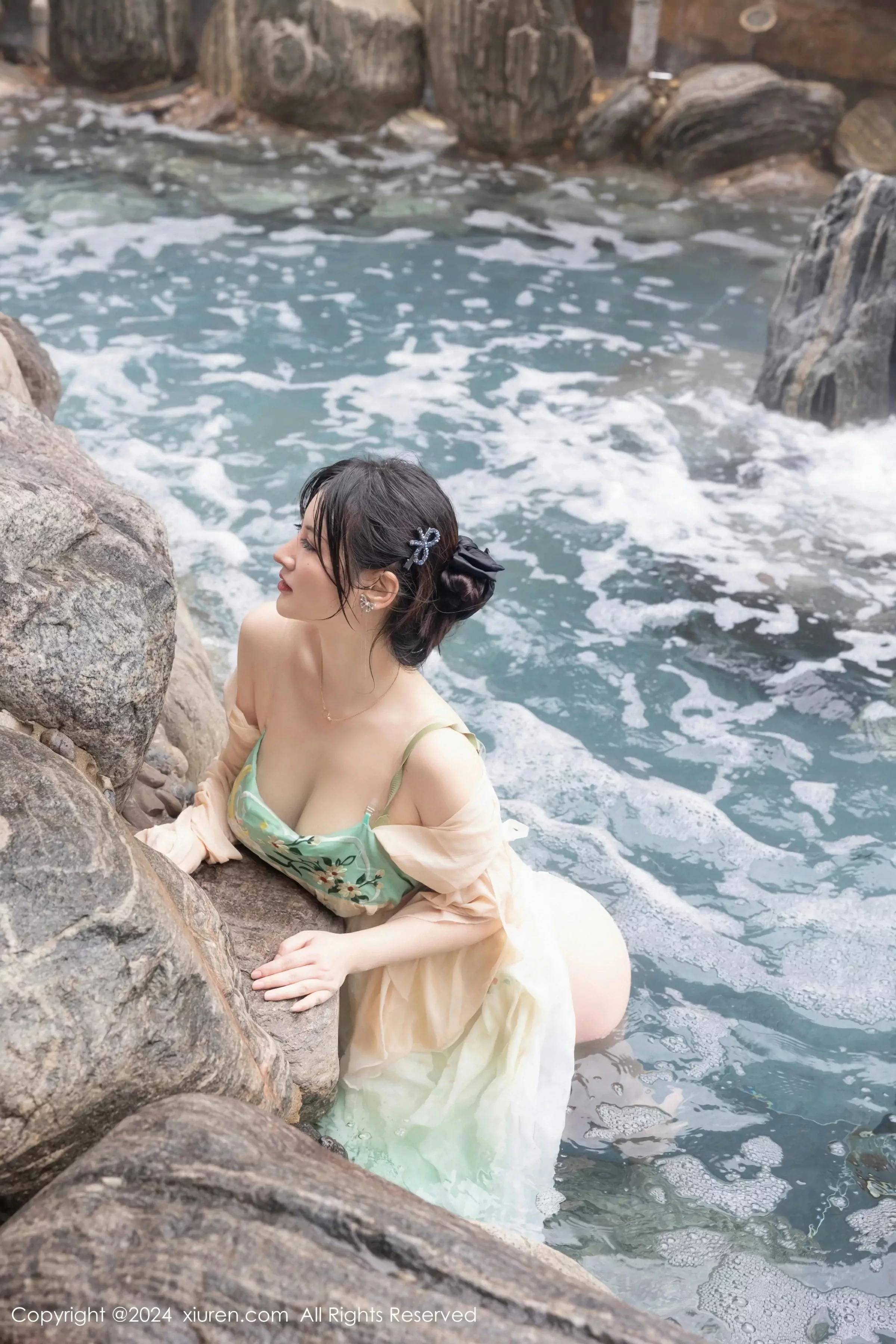  XiuRen 秀人 No.8128 诗诗kiki [82P]第7张