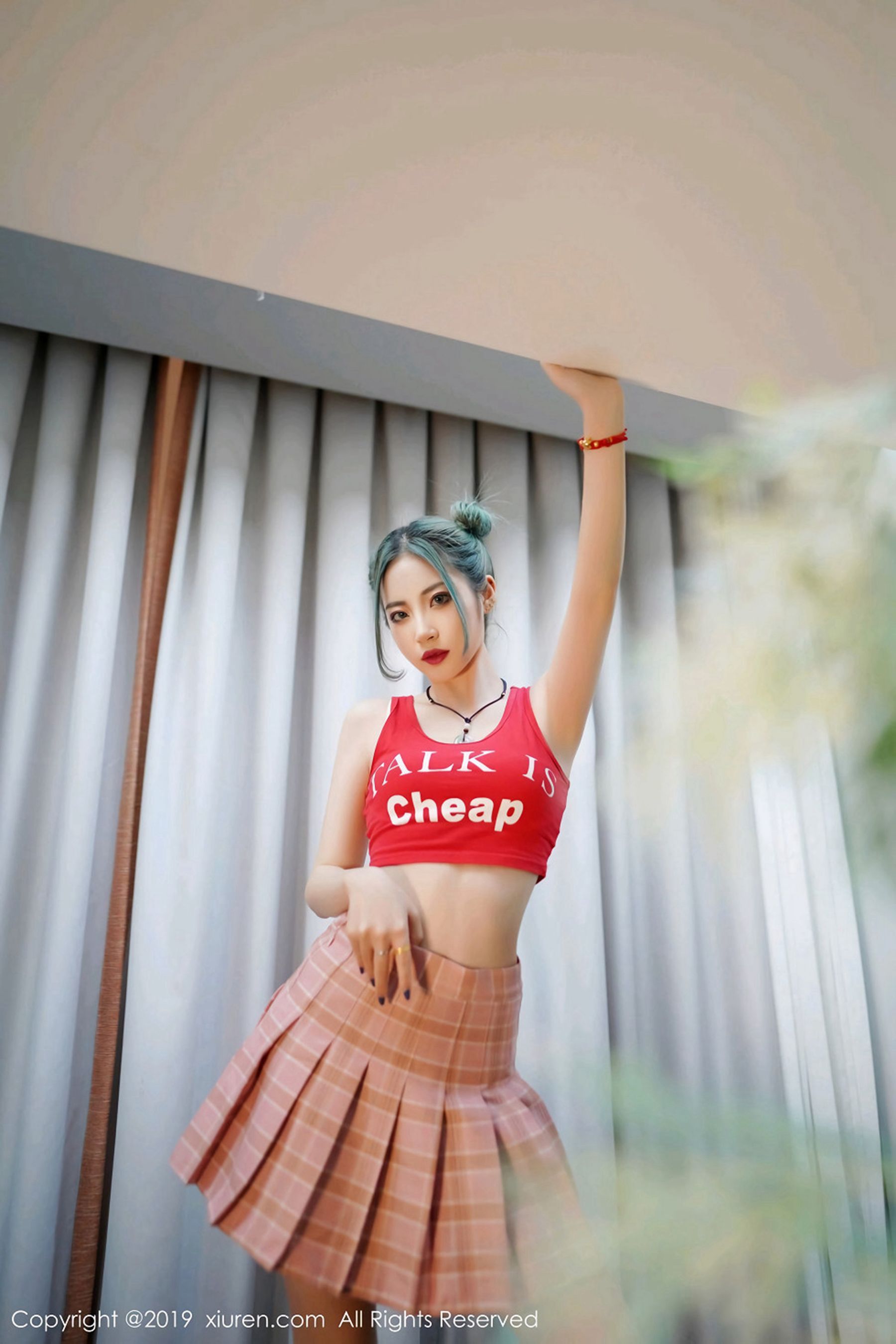  XiuRen 秀人网 No.1550 贾诗晗第5张