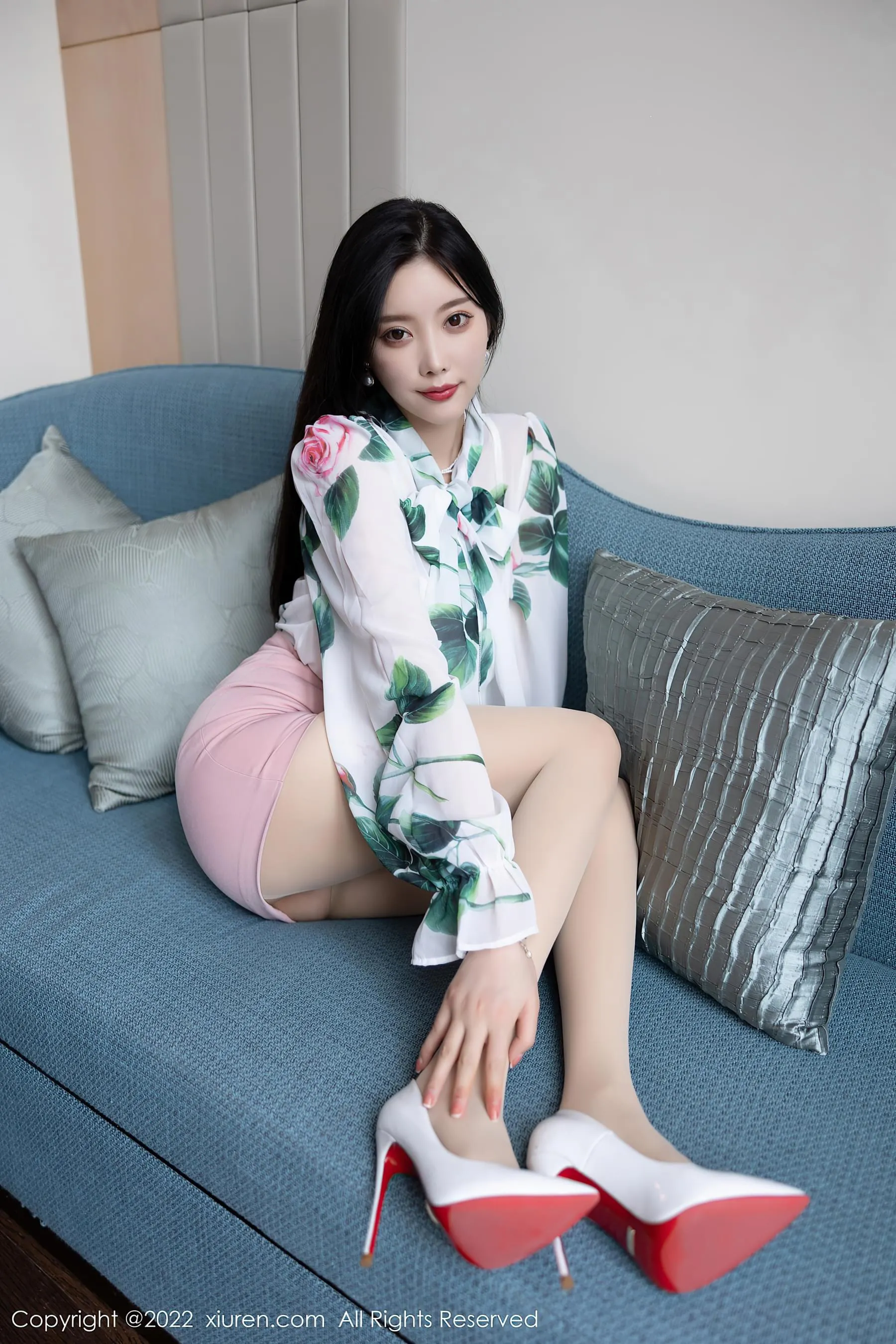  秀人网 No.5171 杨晨晨Yome 丝袜美腿第23张