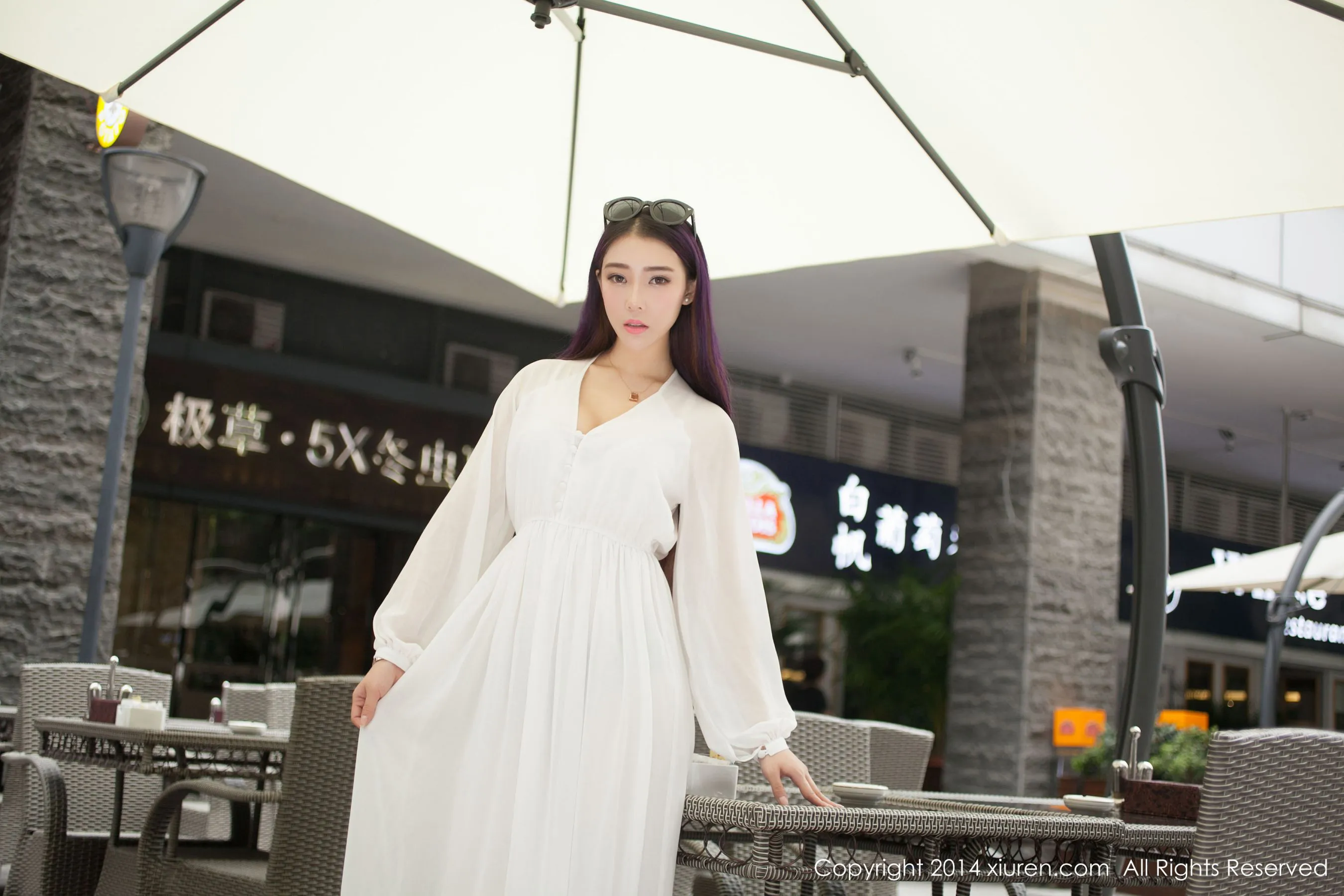  夢娜Vanessa《款款而来的特级女神》 秀人网 No.131第7张