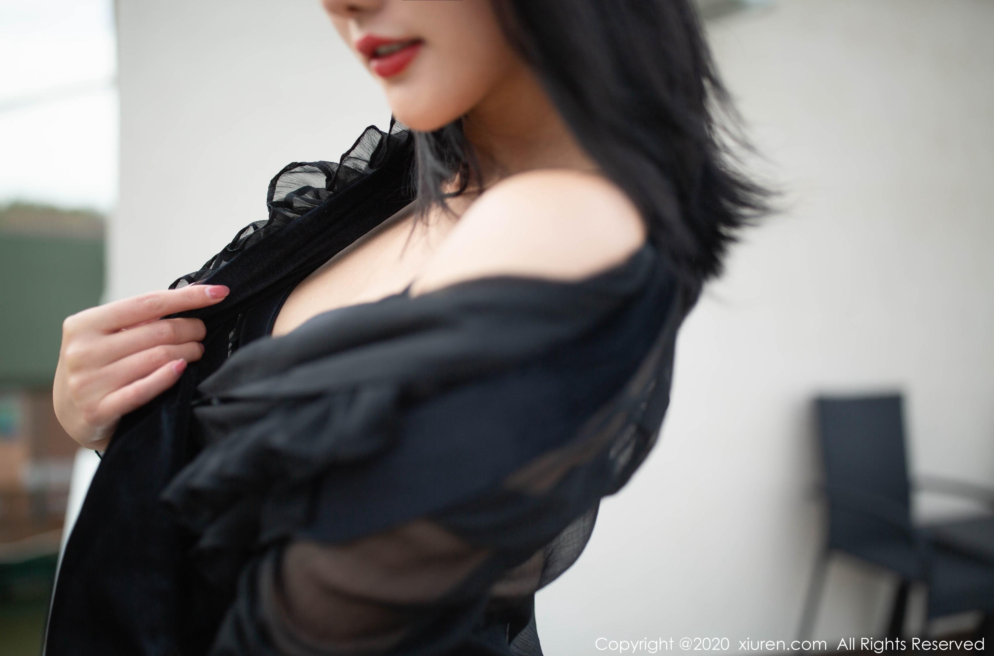 XIUREN秀人网 NO.2128 就是阿朱啊第18张