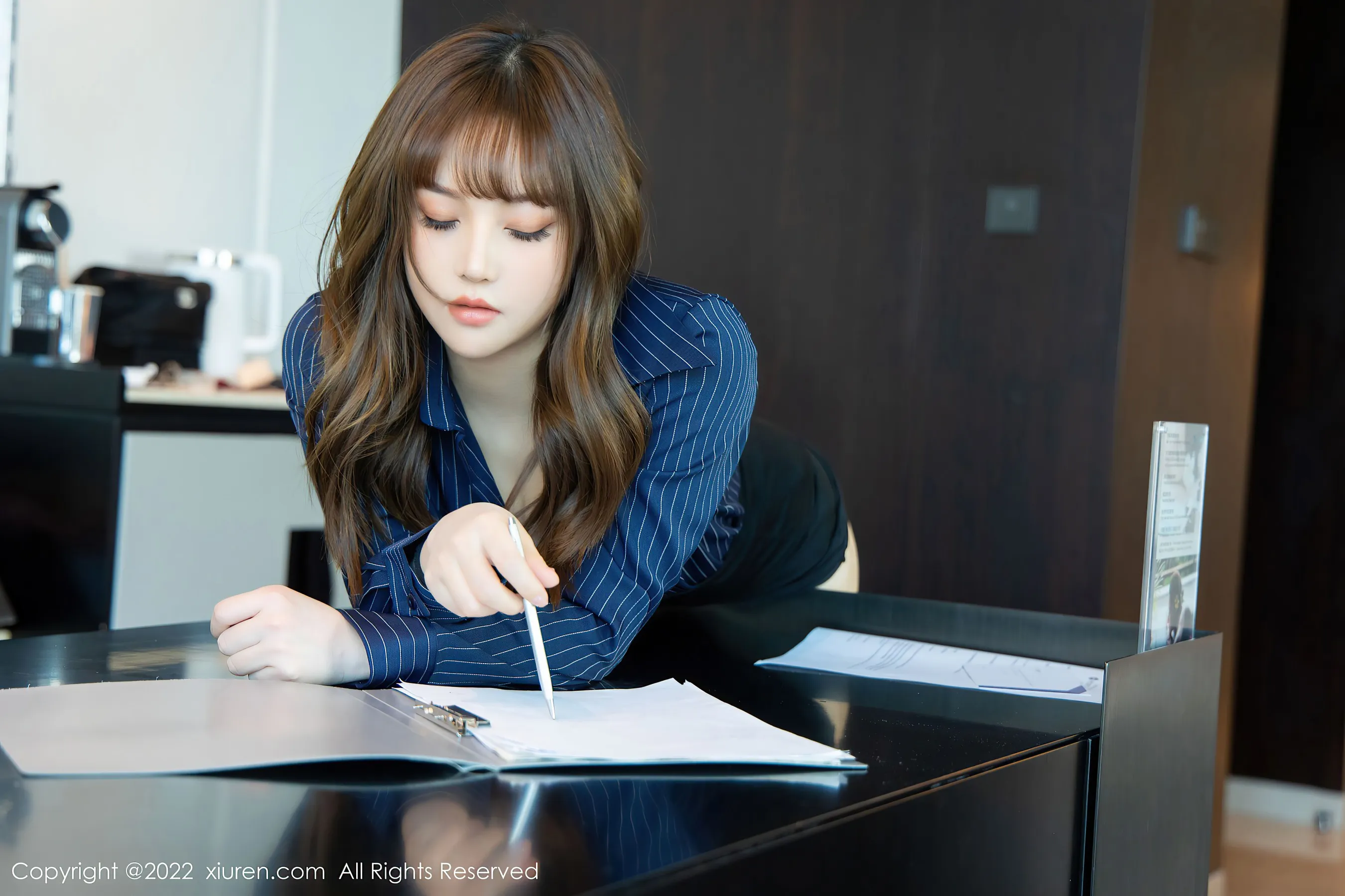  秀人网 No.4579 豆瓣酱 OL装扮职场诱惑第9张