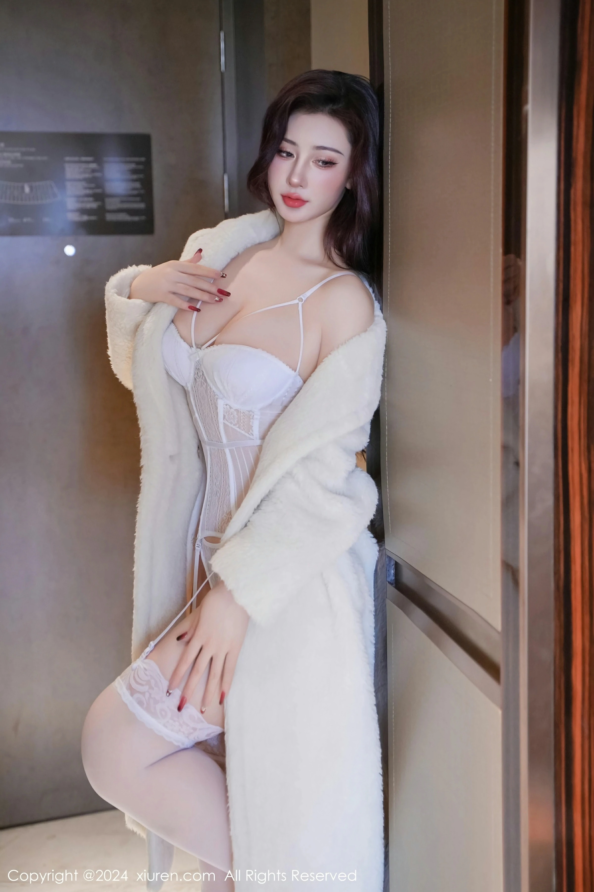  XiuRen 秀人 No.7978 蕾蕾醒了没 [75P]第5张