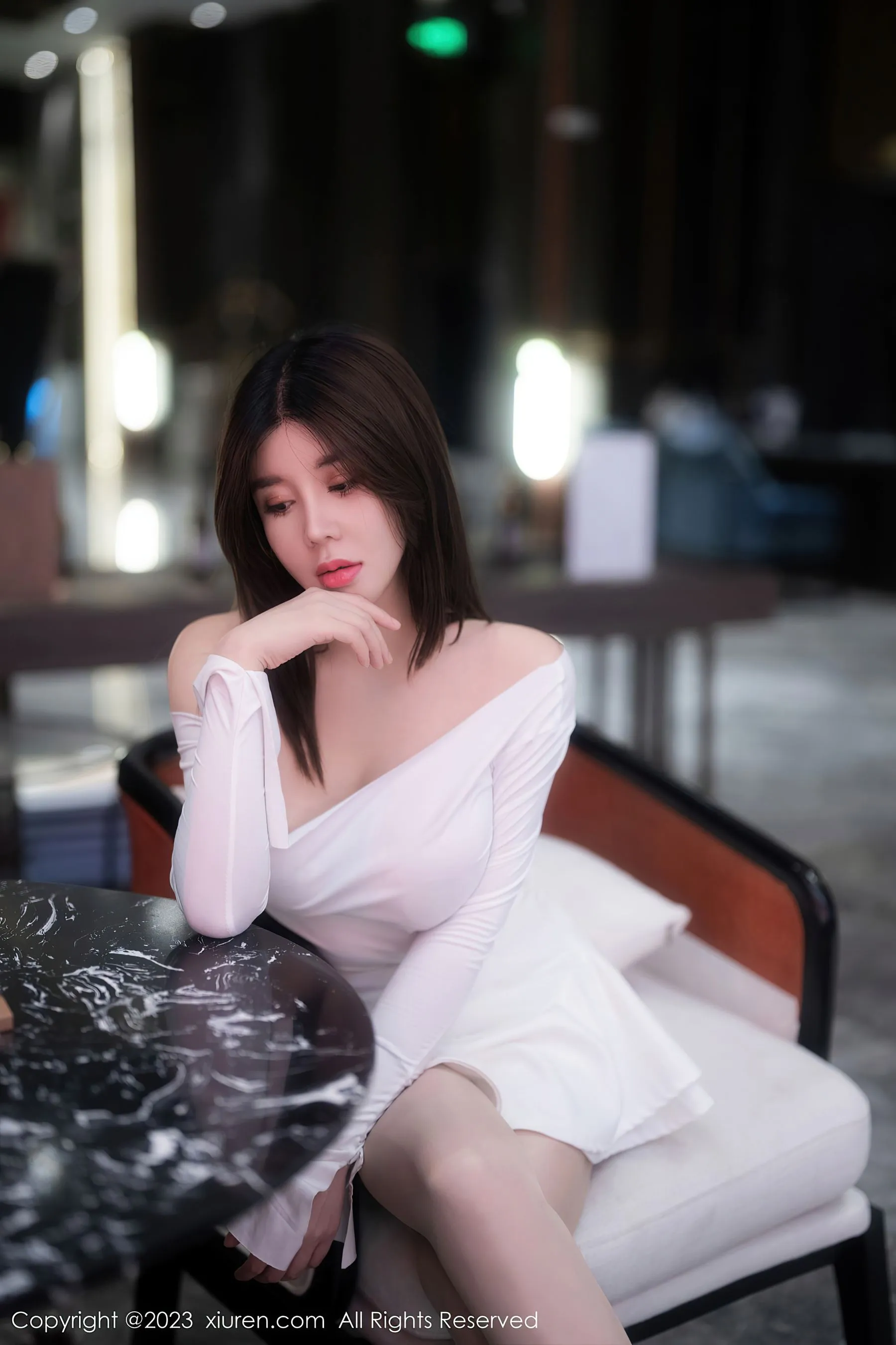  秀人网 No.6218 周jojobaby 丝袜美腿第19张