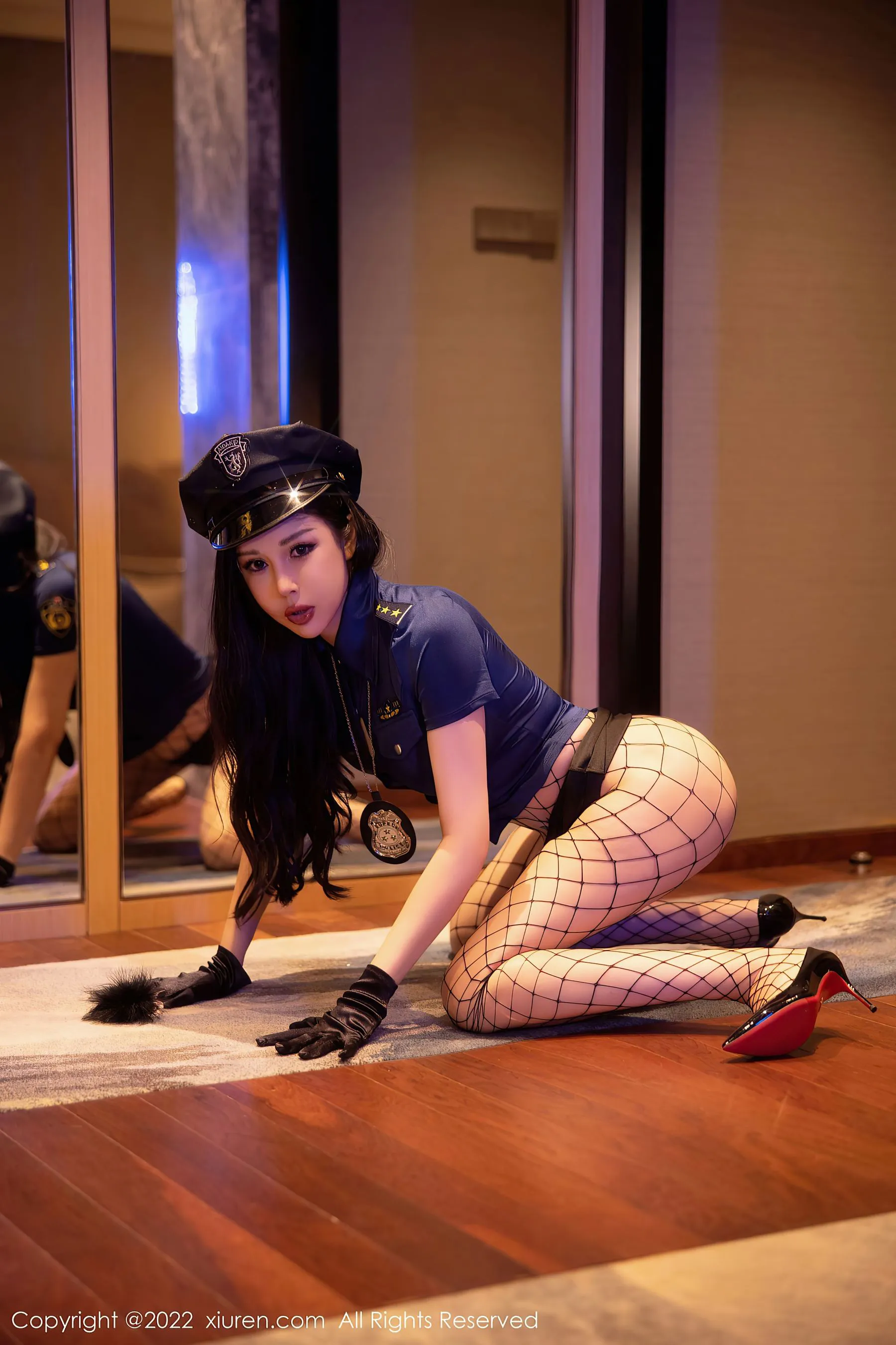  秀人网 No.5767 田冰冰 制服美臀第26张